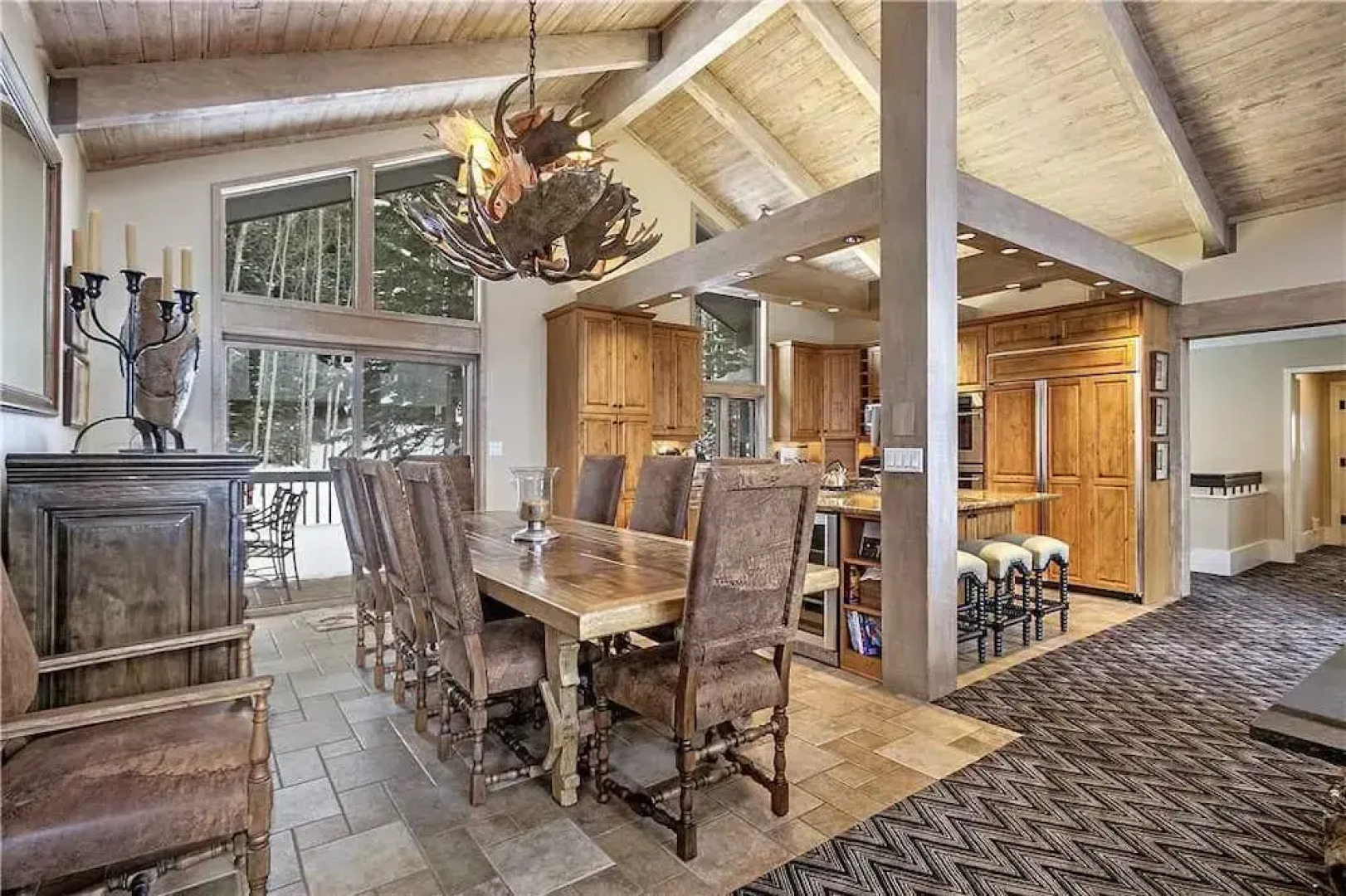 Remington Retreat - 6 Bedrooms Home