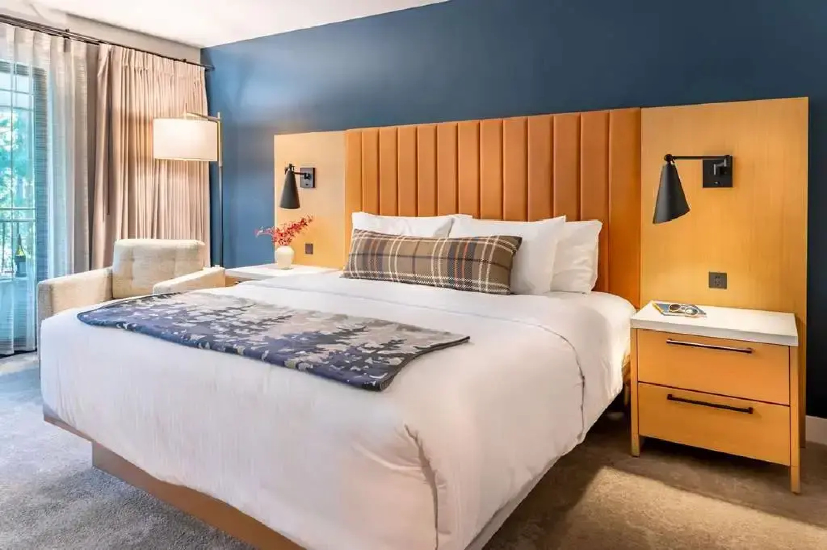 The Incline Lodge