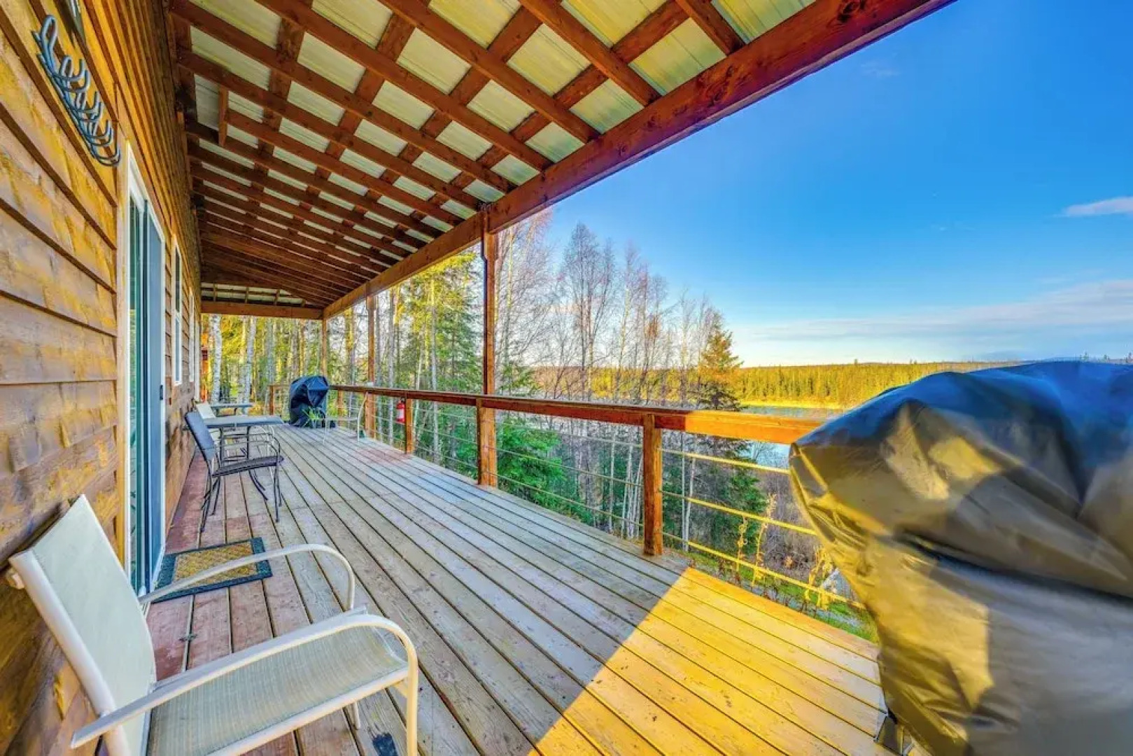 River Views & Fire Pit: Cozy Soldotna Apartment!