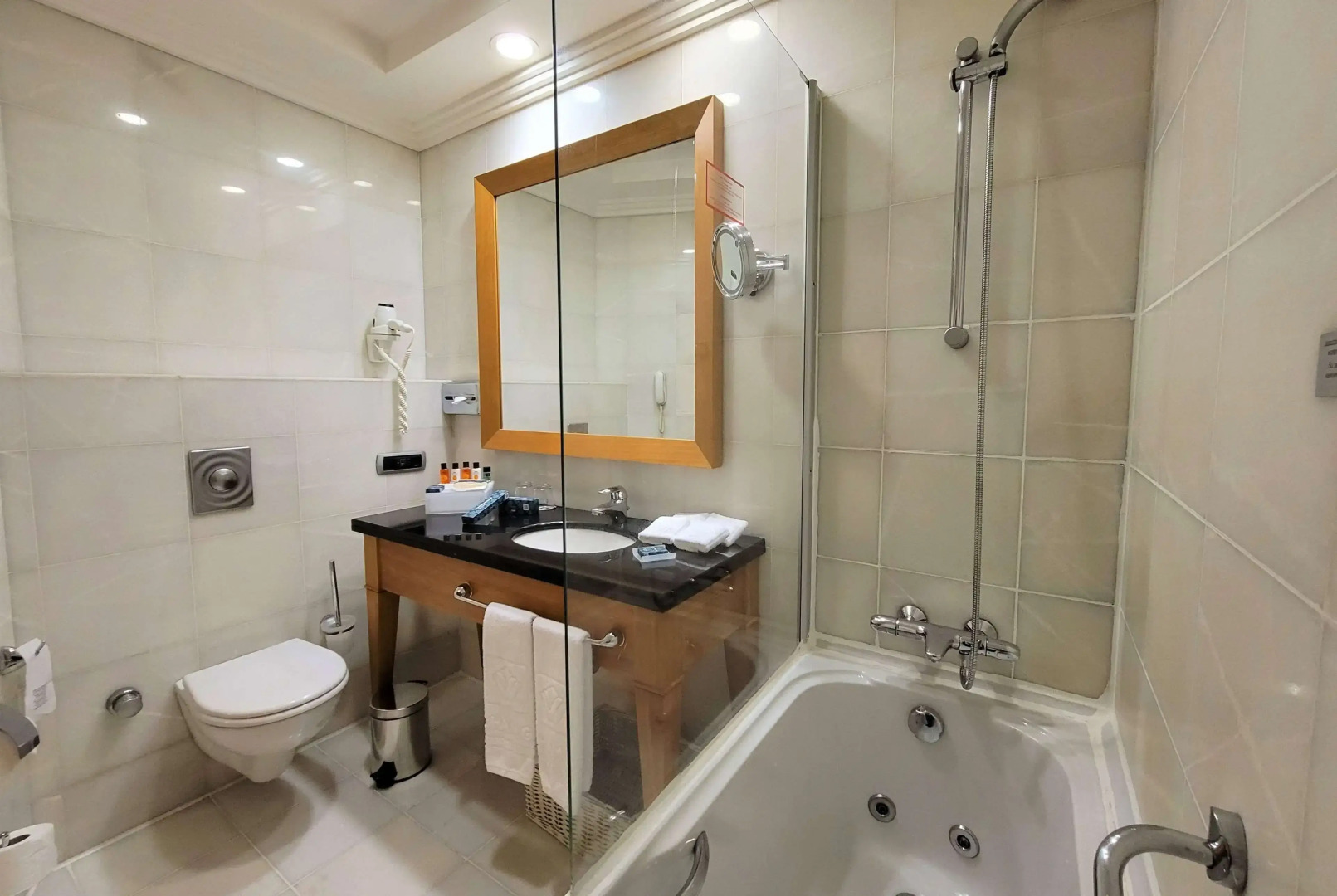 Wyndham Grand Izmir Ozdilek Thermal & Spa