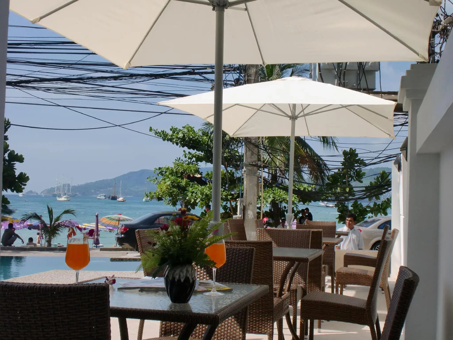 The Front Hotel and Apartment