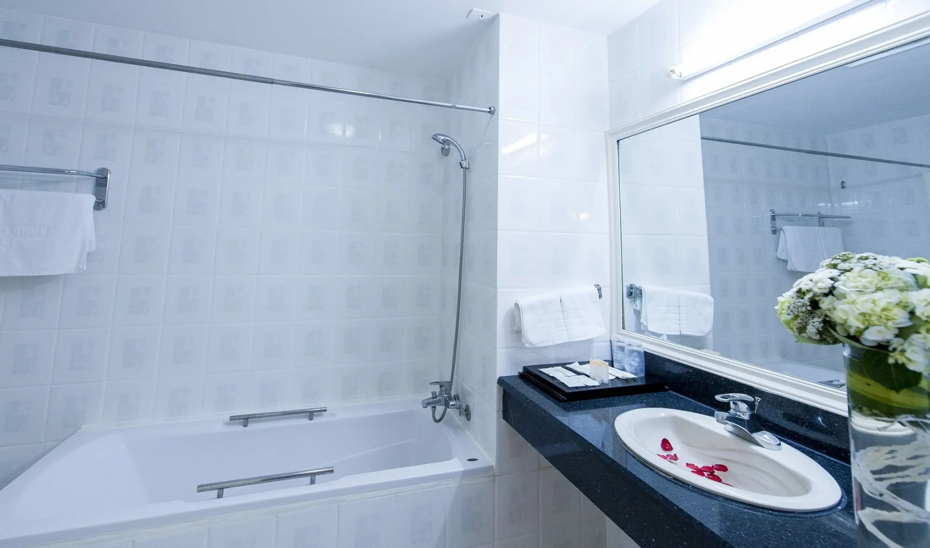 Nha Trang Lodge Hotel