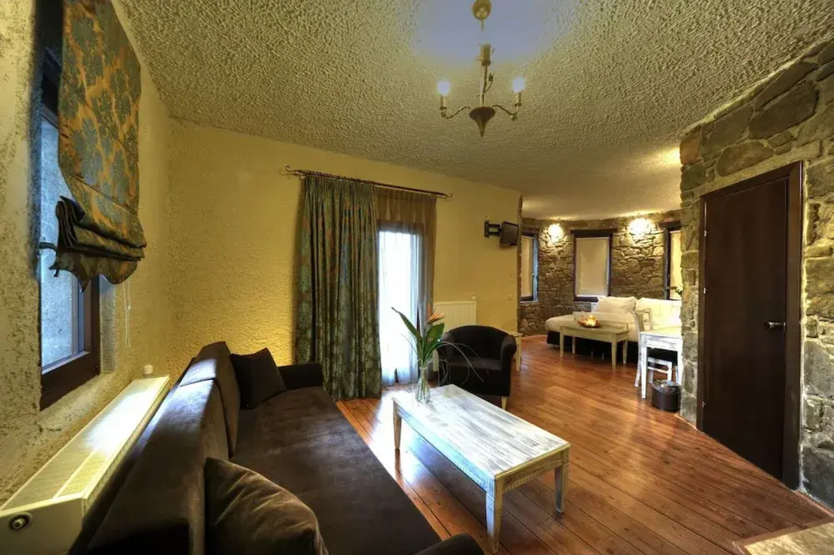 1450 Boutique Chalet