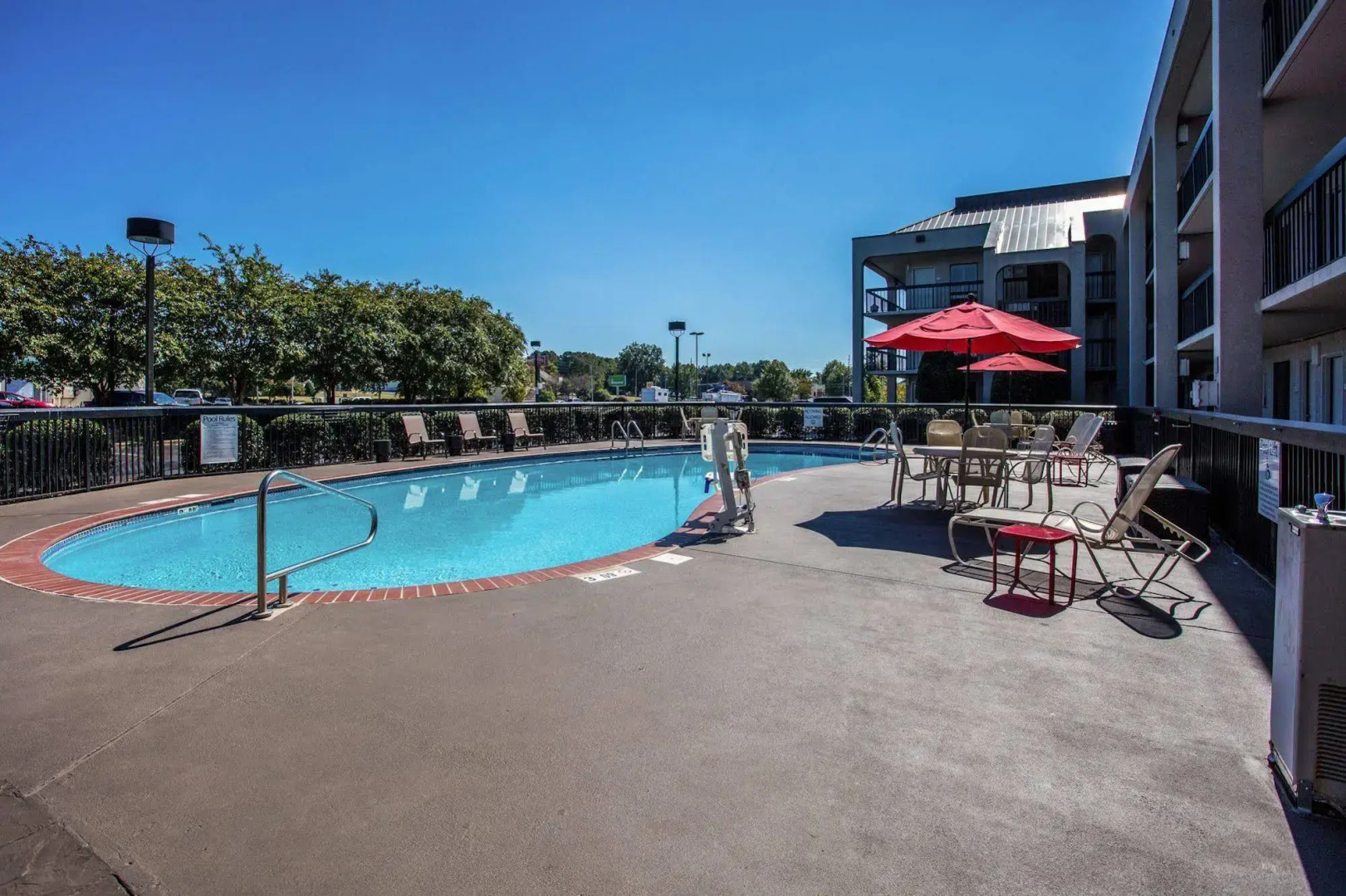 Clarion Pointe Huntsville Research Park