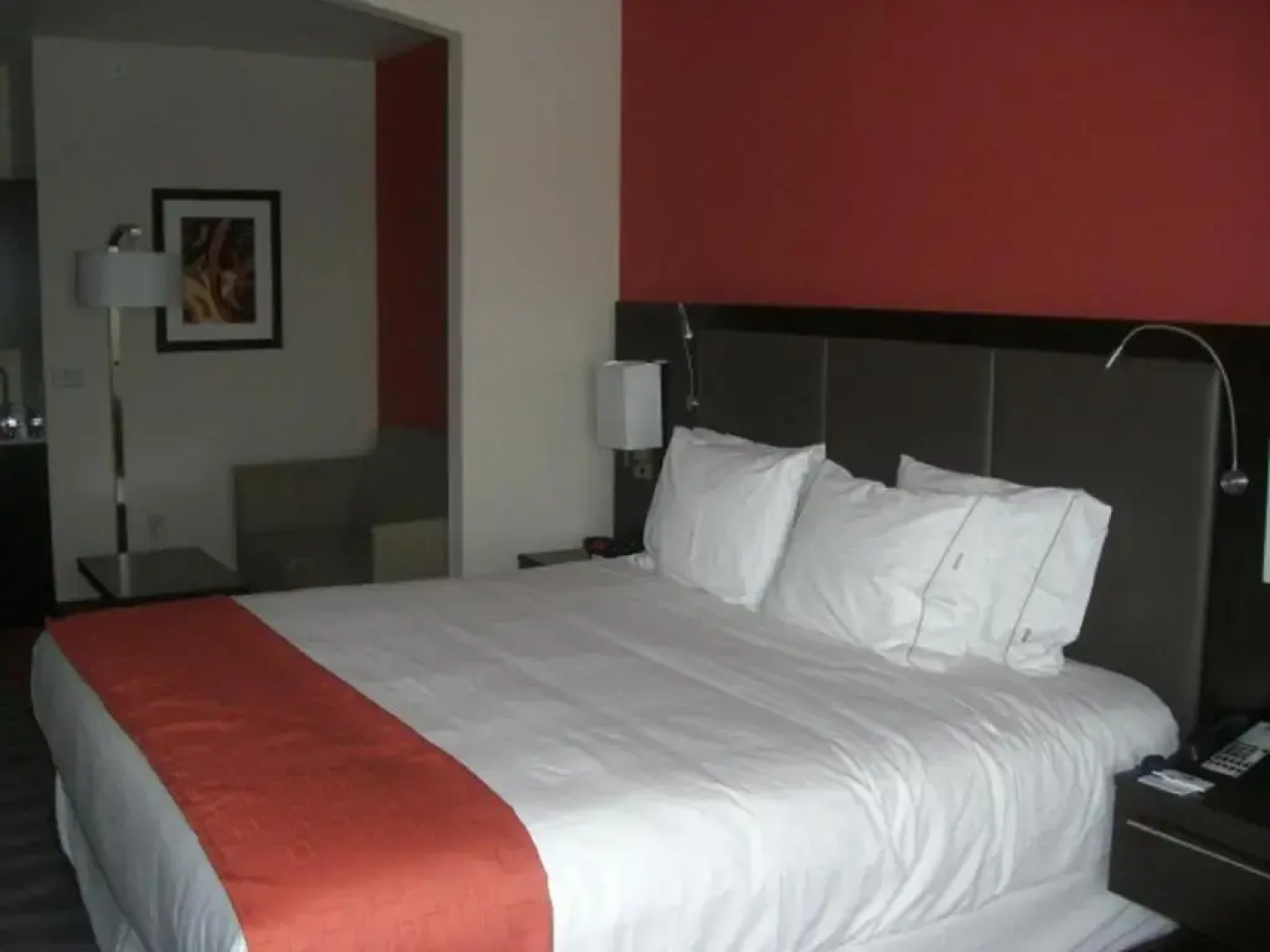 Holiday Inn Express & Suites Wichita Northwest, an IHG Hotel