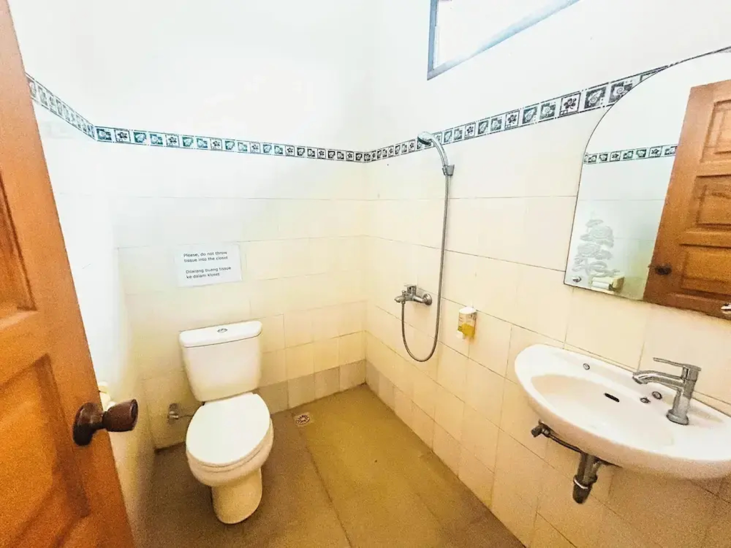 Lembah Rinjani Villa & Resto Syariah by ecommerceloka