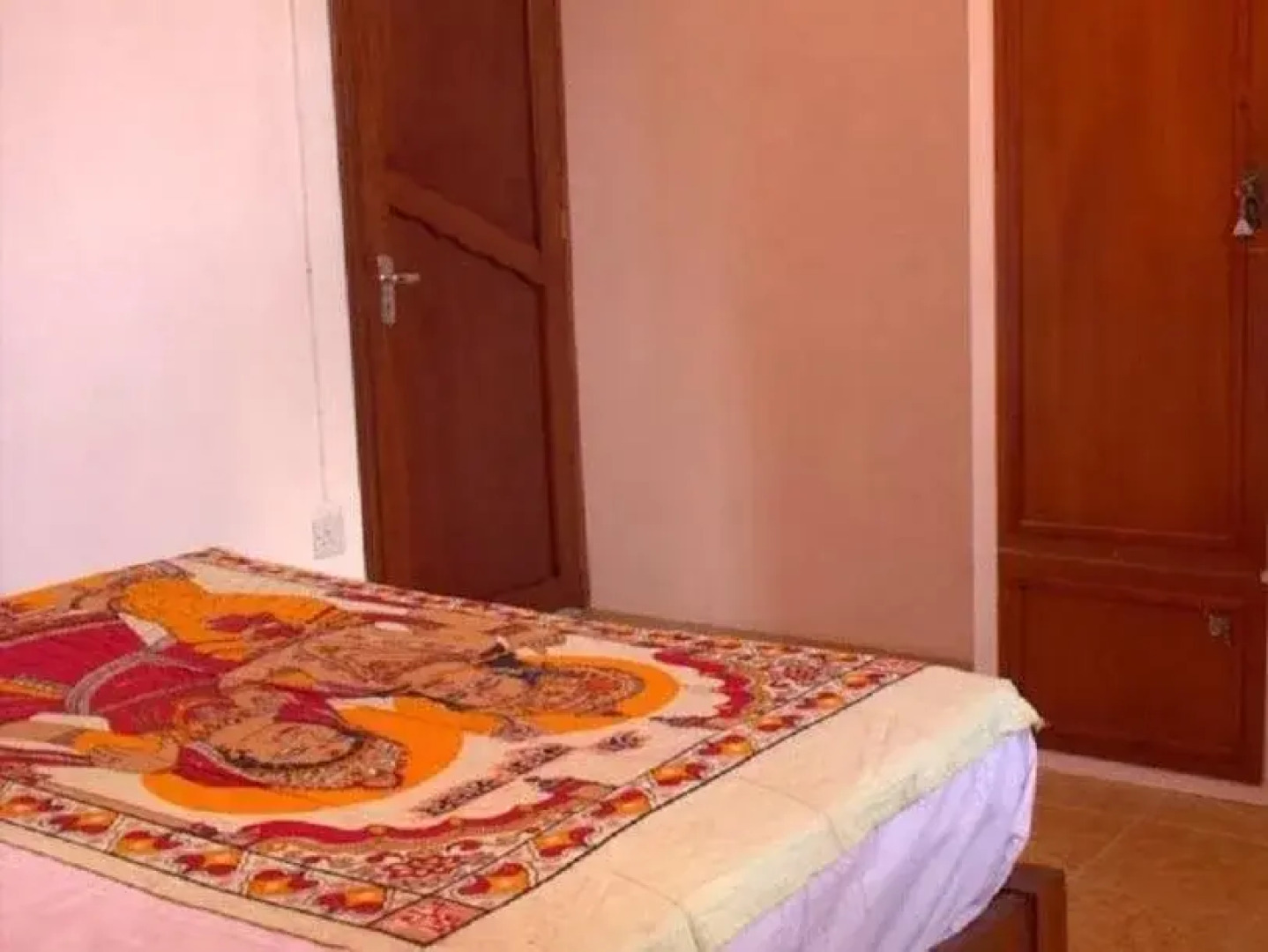 Ucha Guest House / Chambres D'hotes