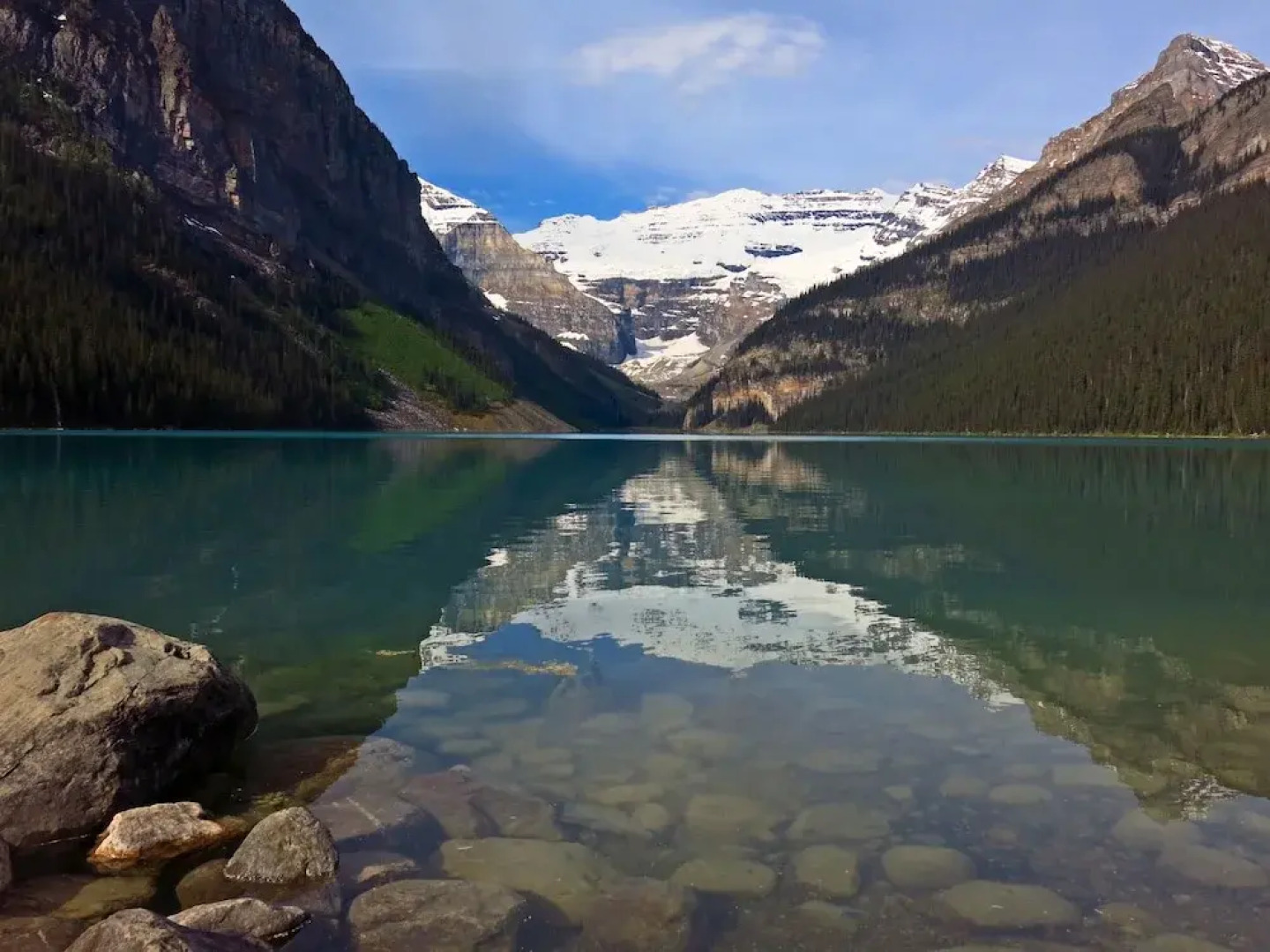 Storm Mountain Lodge Cabins & Dining