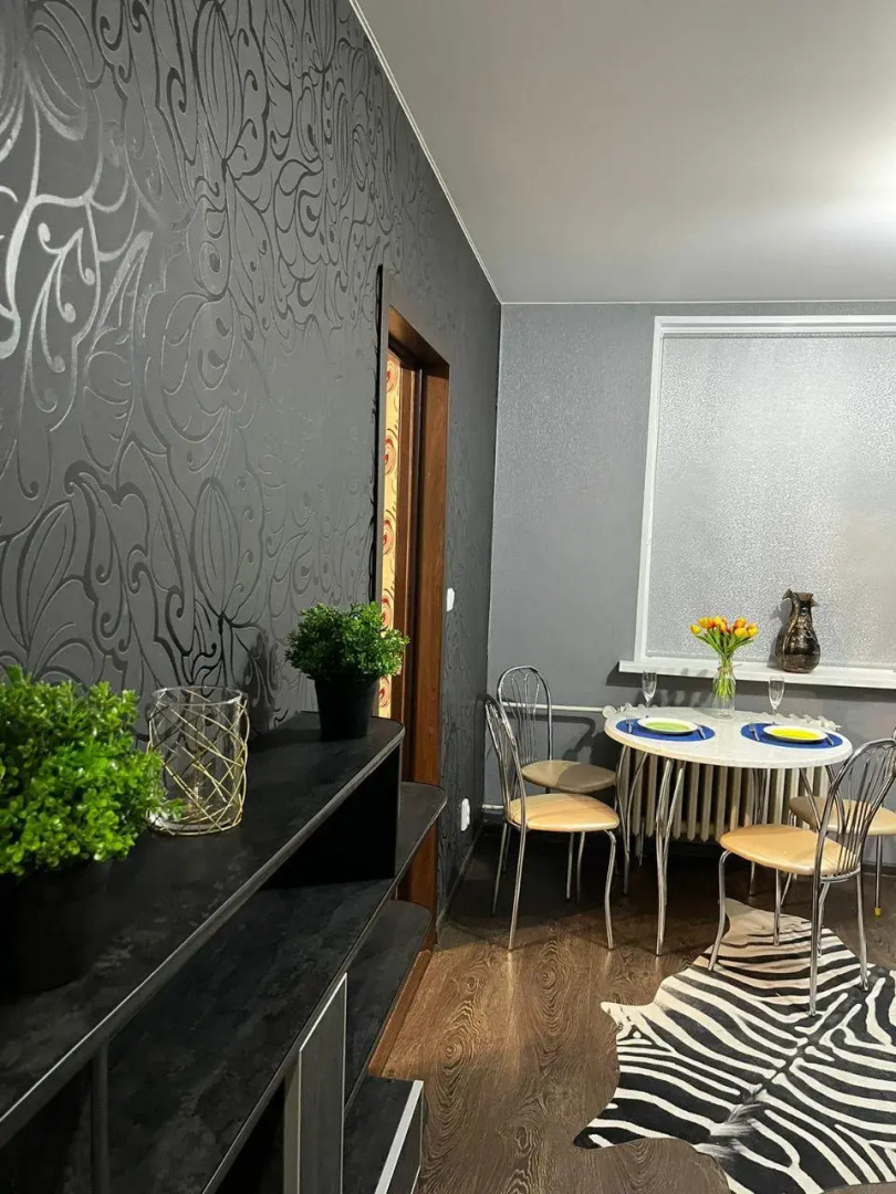 Апартаменты в 6-м микрорайоне 8