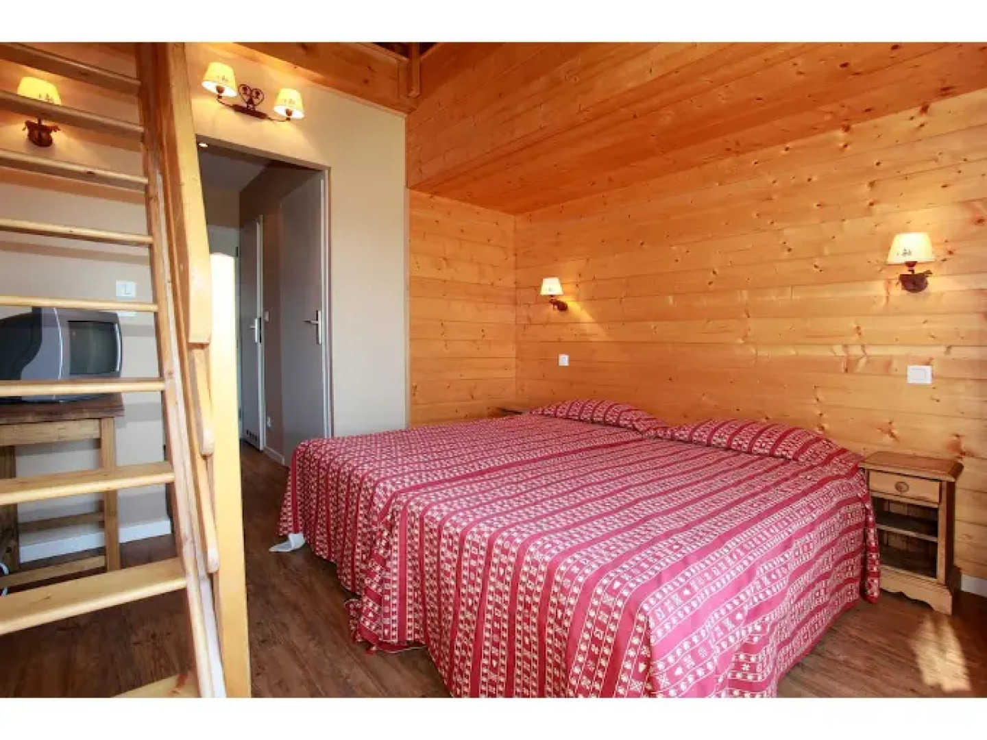 Village Vacances Odesia “Le Grépillon”