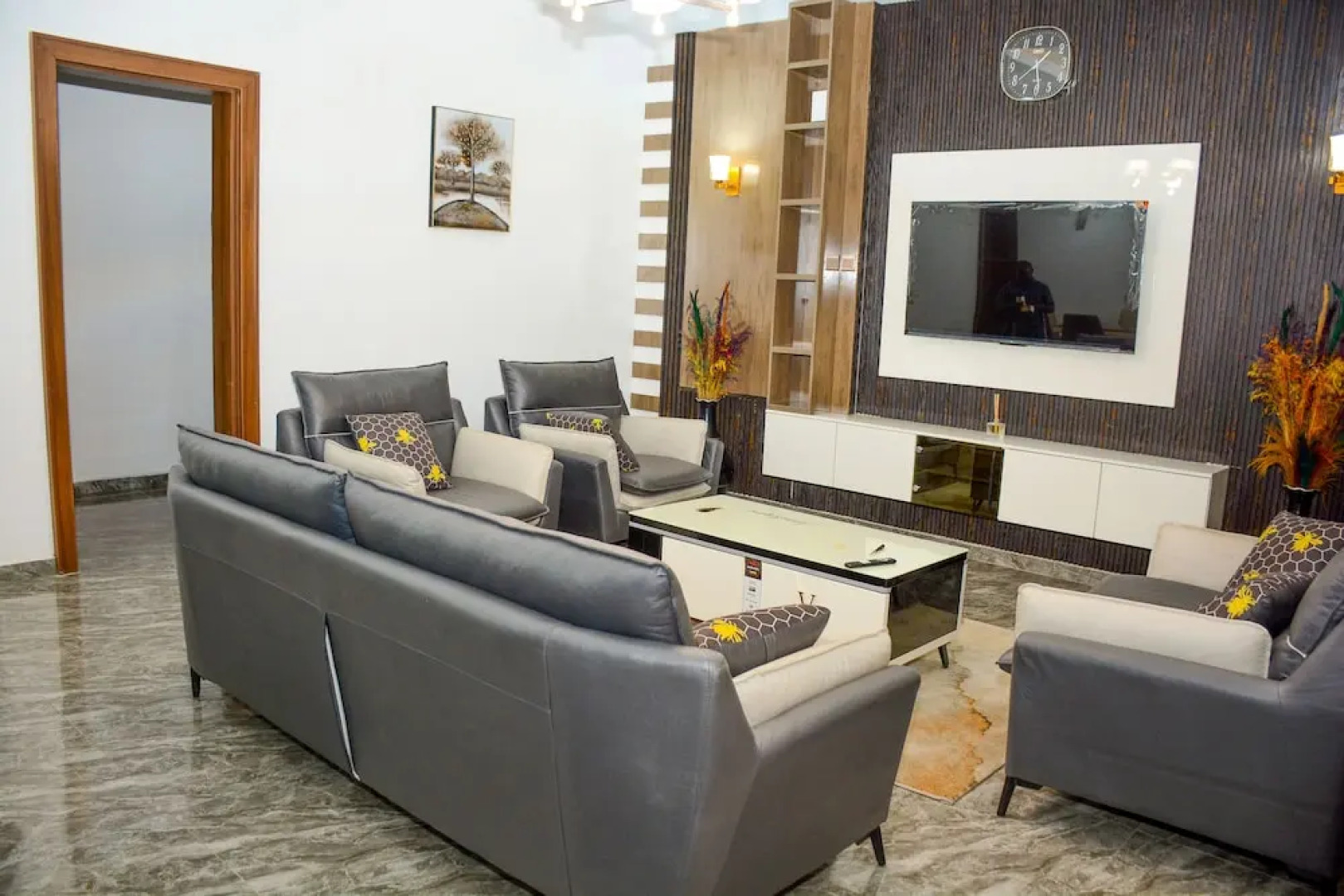 Captivating 2-bedroom Apartment in Kaduna City