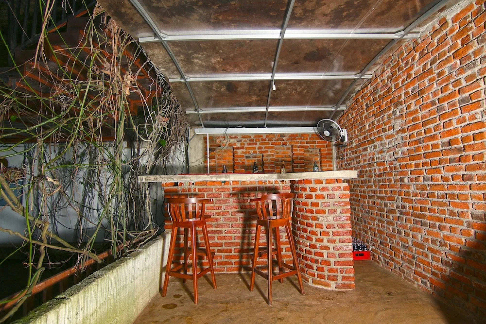 Travelers Lodge by City Hub