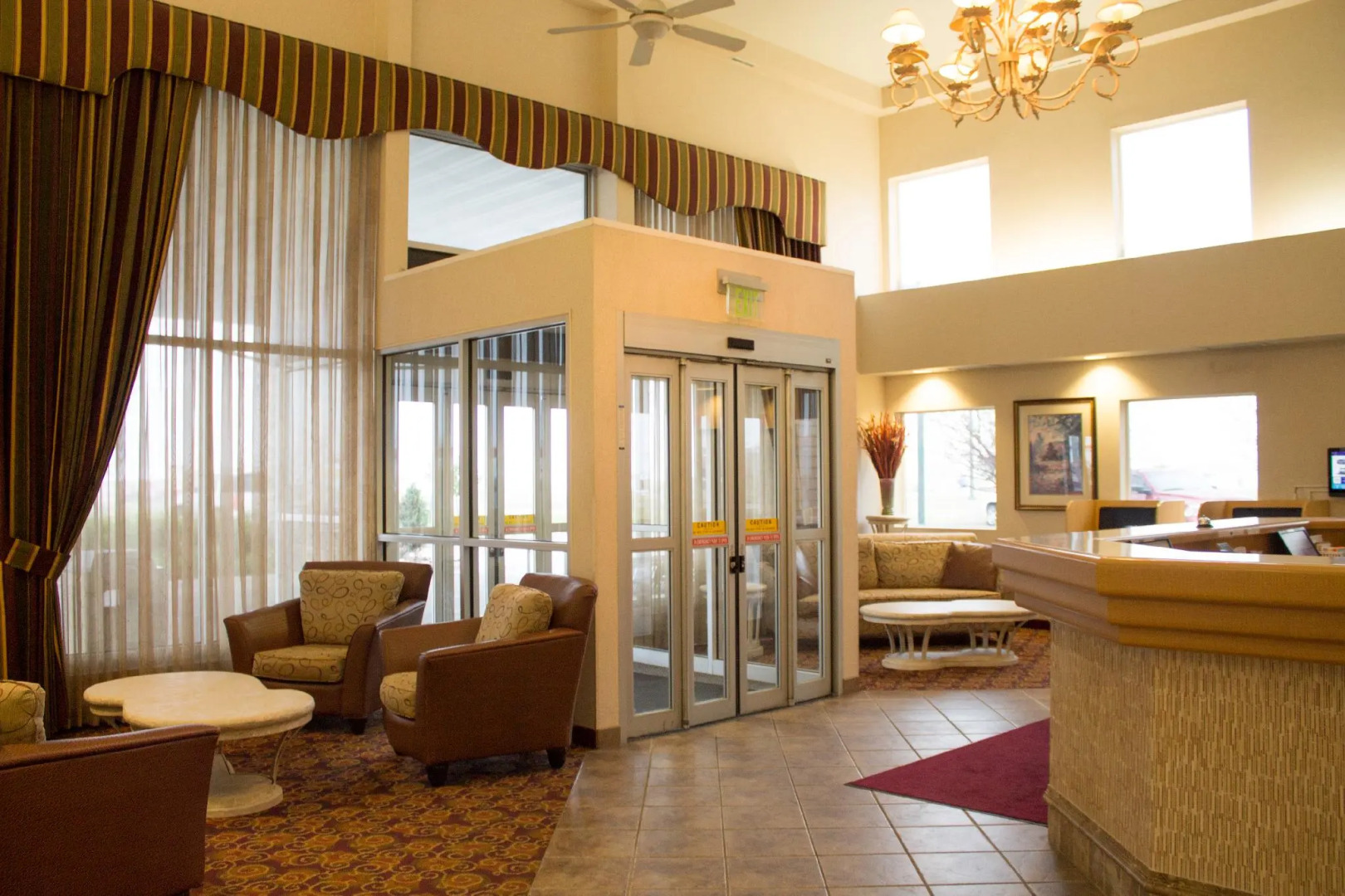 Crystal Inn Hotel & Suites Great Falls