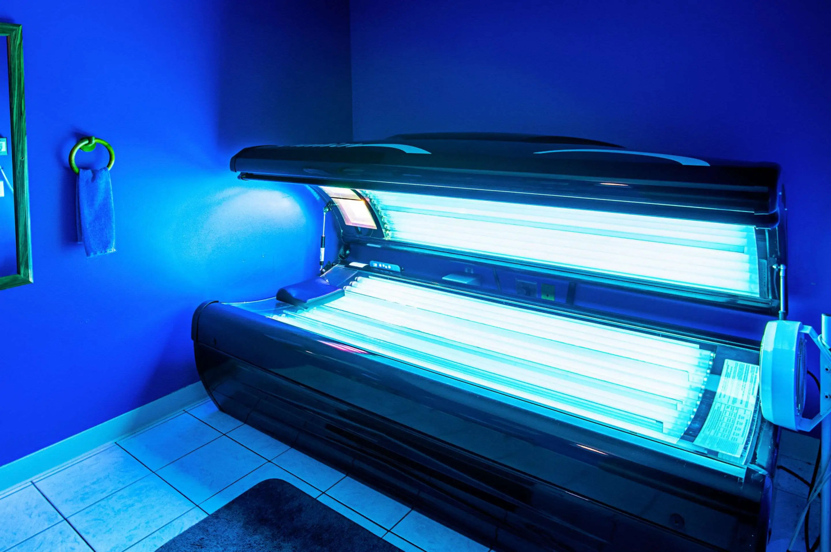 Econo Lodge on the Bay