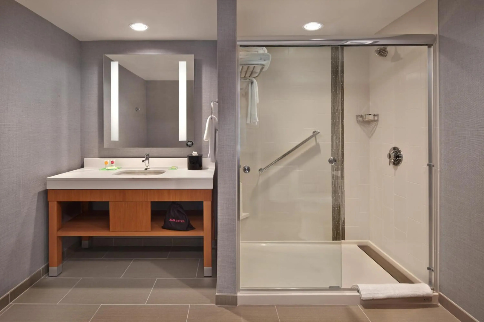 Hyatt Place Warwick / Providence Airport