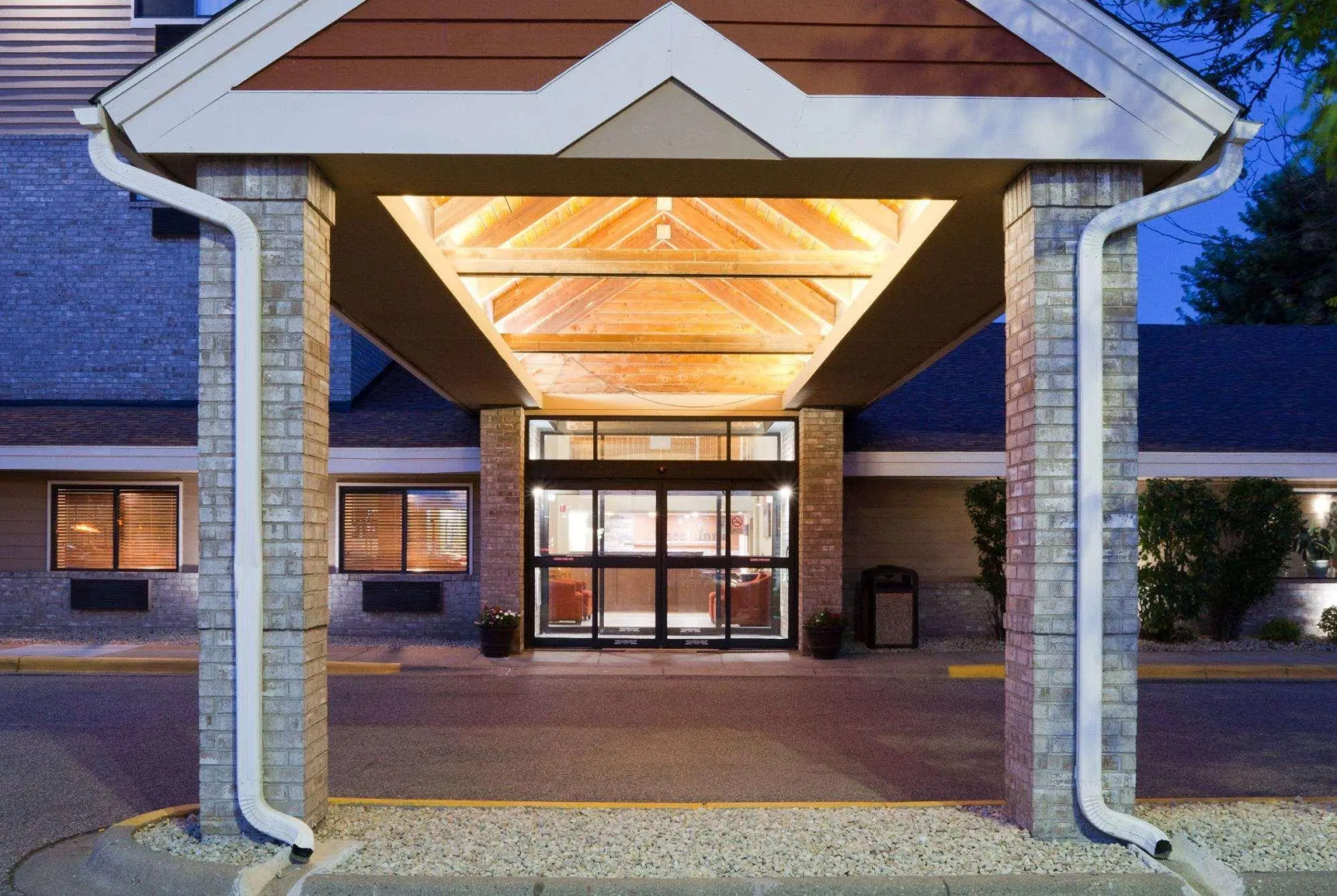 AmericInn by Wyndham Apple Valley