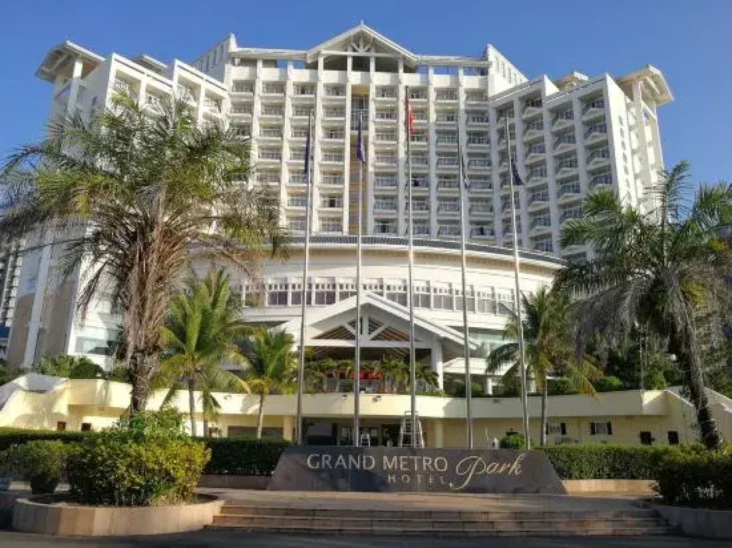 Seaview Bay Hotel