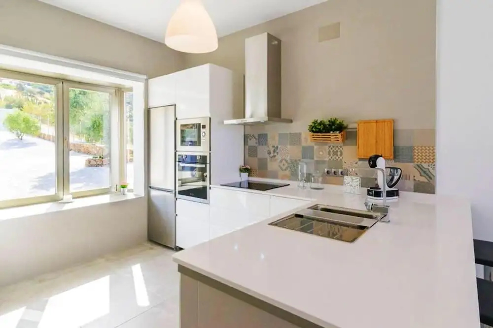 Villa With 3 Bedrooms in El Gastor, With Wonderful Lake View, Private Pool, Enclosed Garden