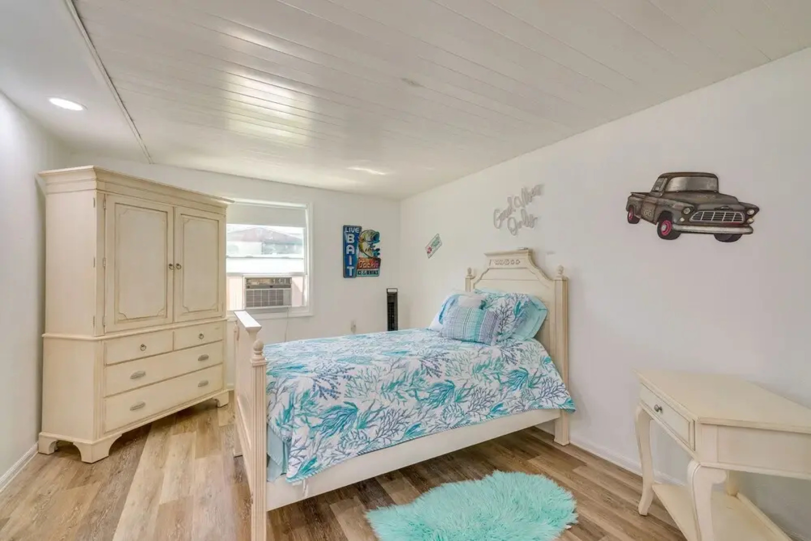 Quiet Beverly Hills Vacation Rental w/ Pool & Spa!