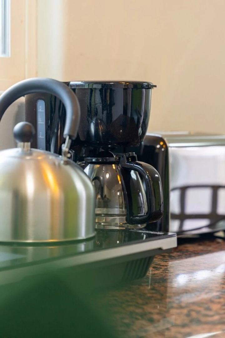 Bright Studio in Concord, Near Bart