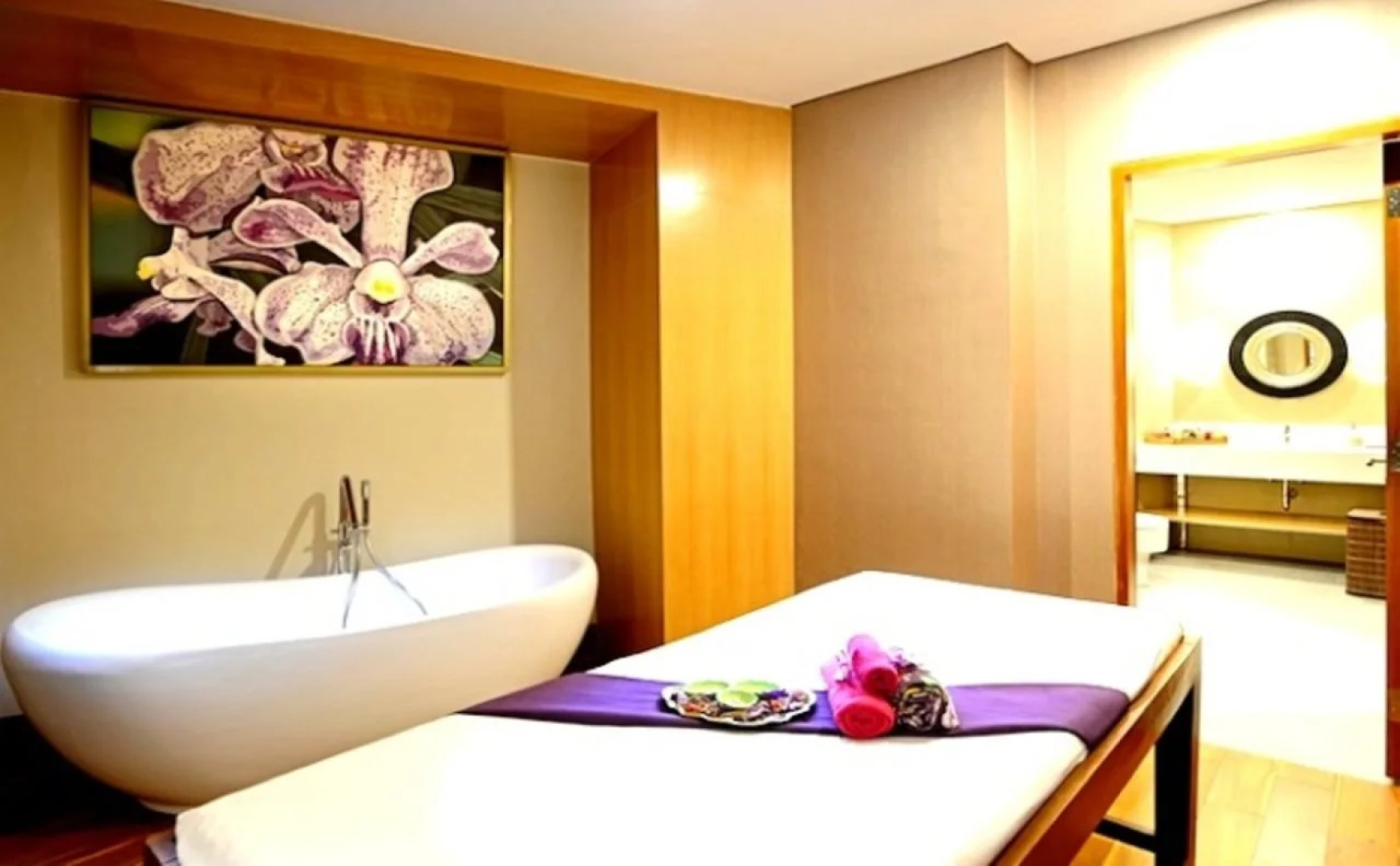 Surya Hotel & Cottages