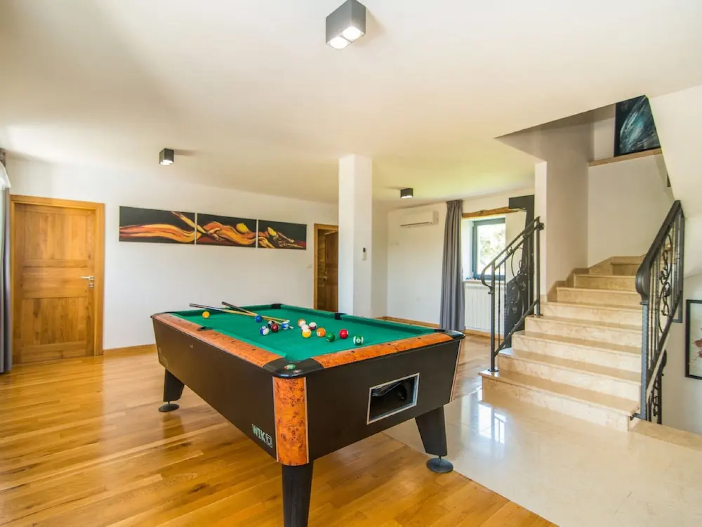 Stunning Villa in Kringa With Swimming Pool