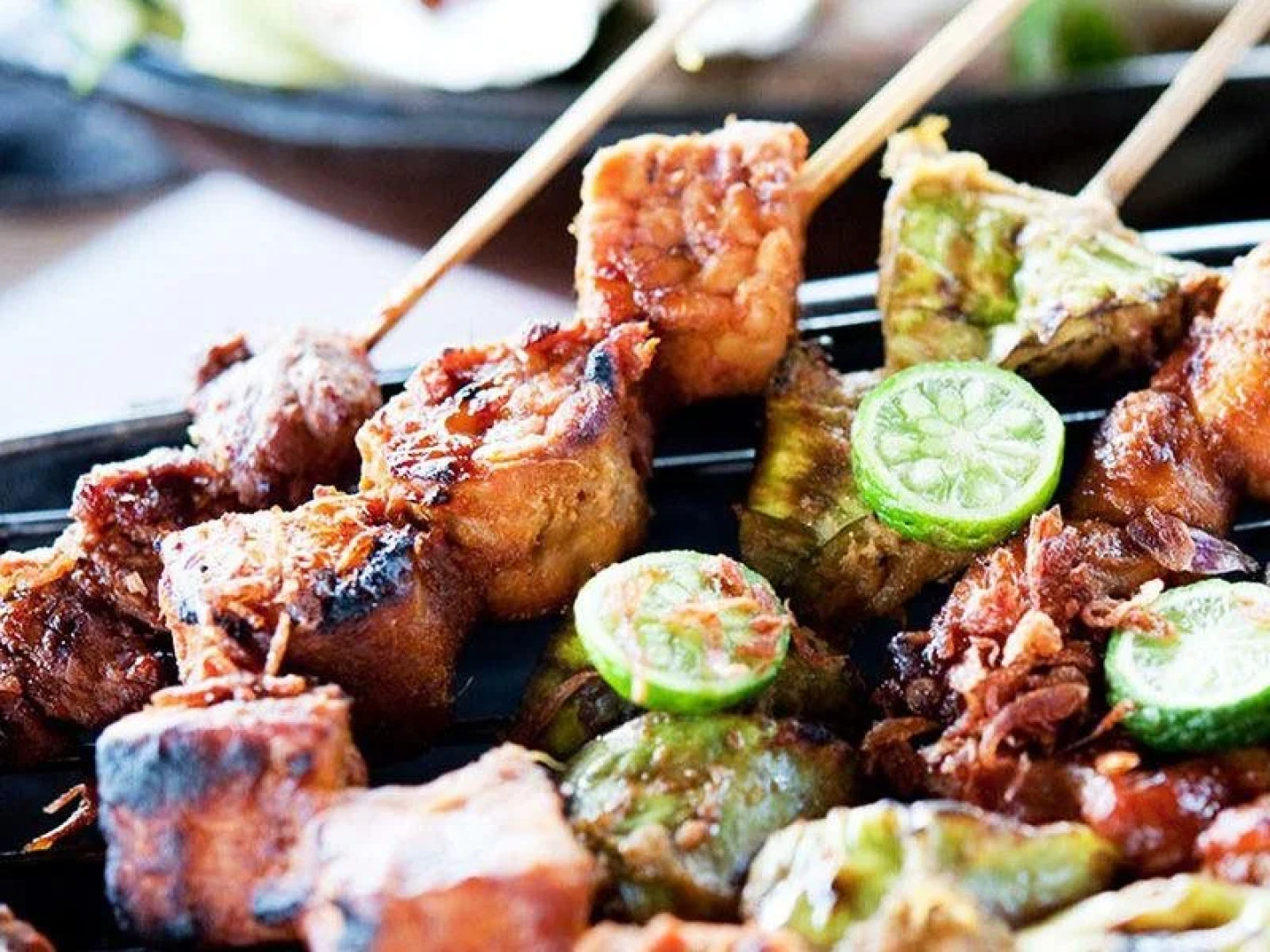 Tharusha White House Hotel