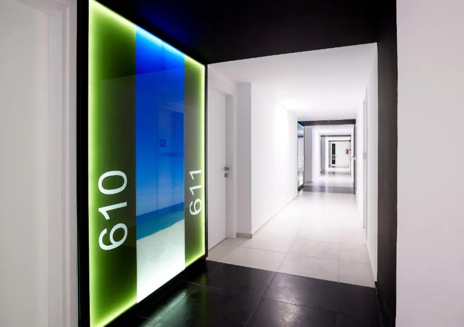 Dimitra Beach Hotel & Suites