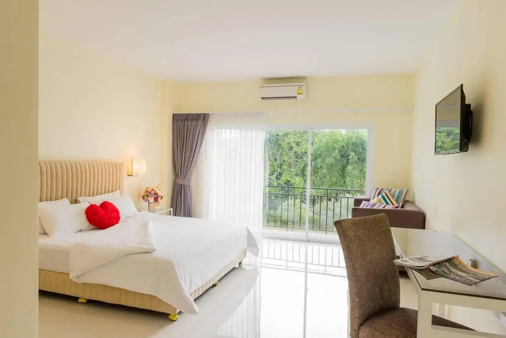 Southgate Residence Hotel