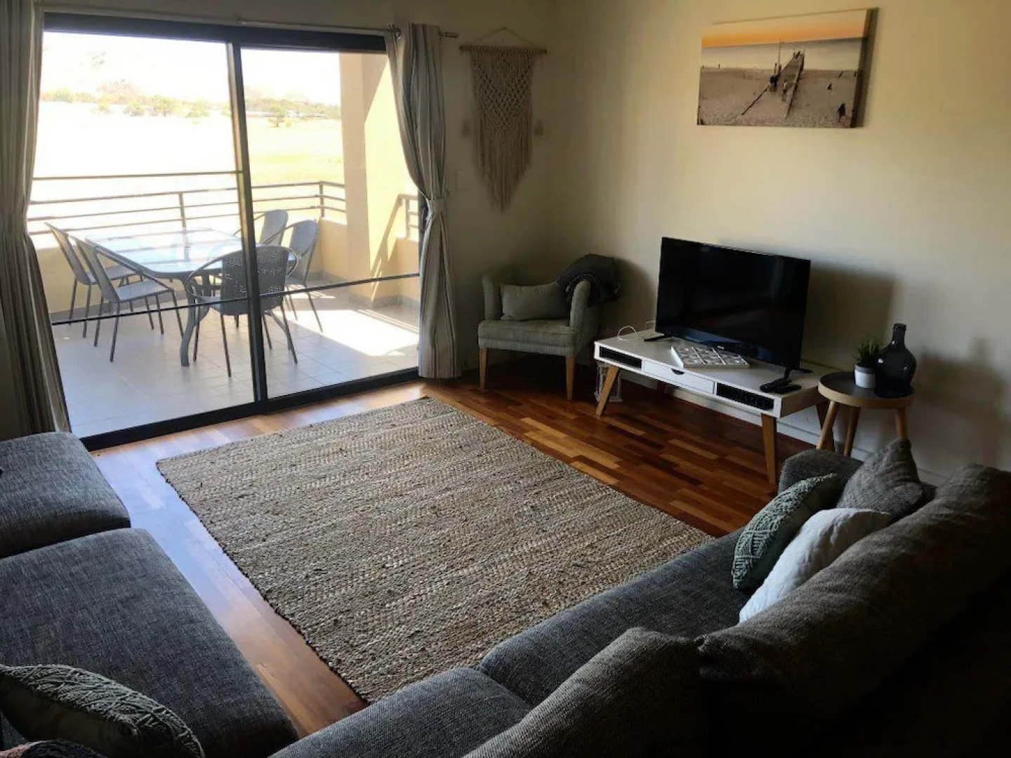 Front 9 then Dine - 3/61 St Andrews Boulevard