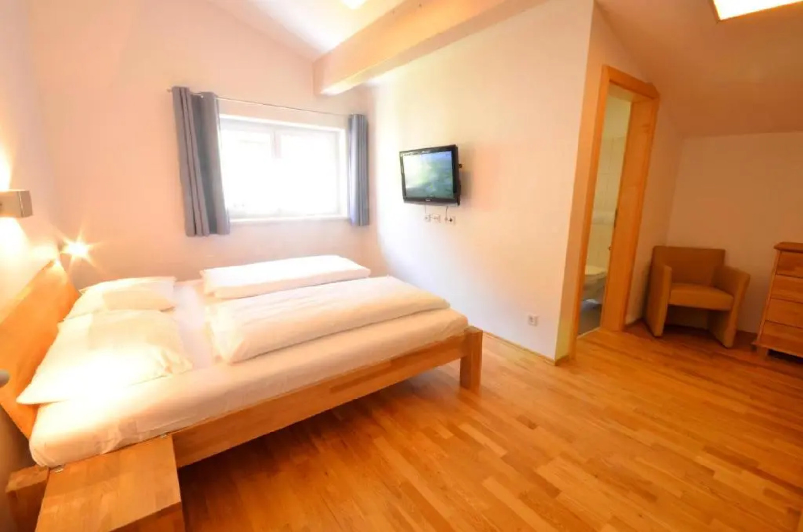 Penthouse Cooper by Alpen Apartments