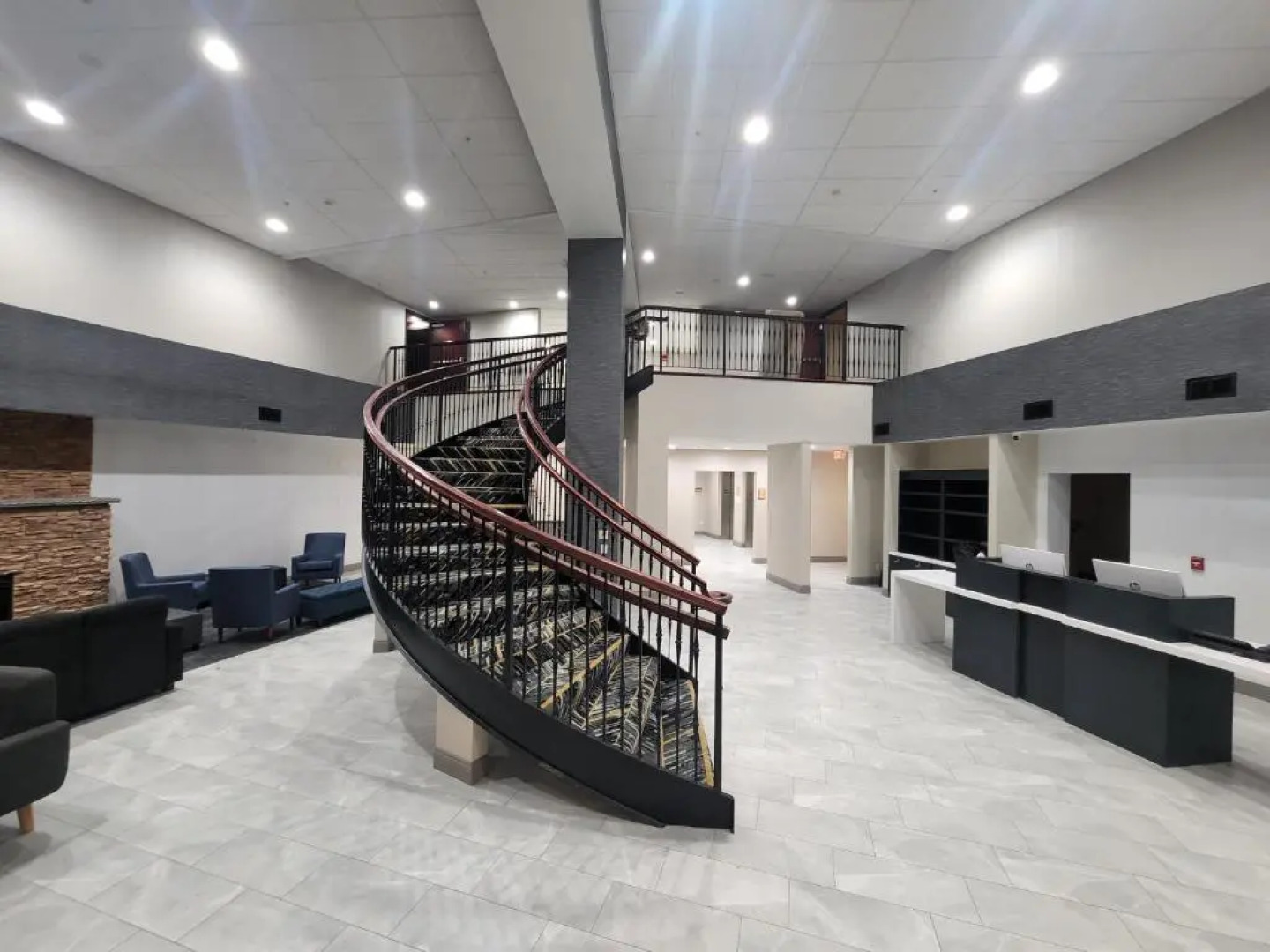 La Quinta Inn & Suites by Wyndham Lake George