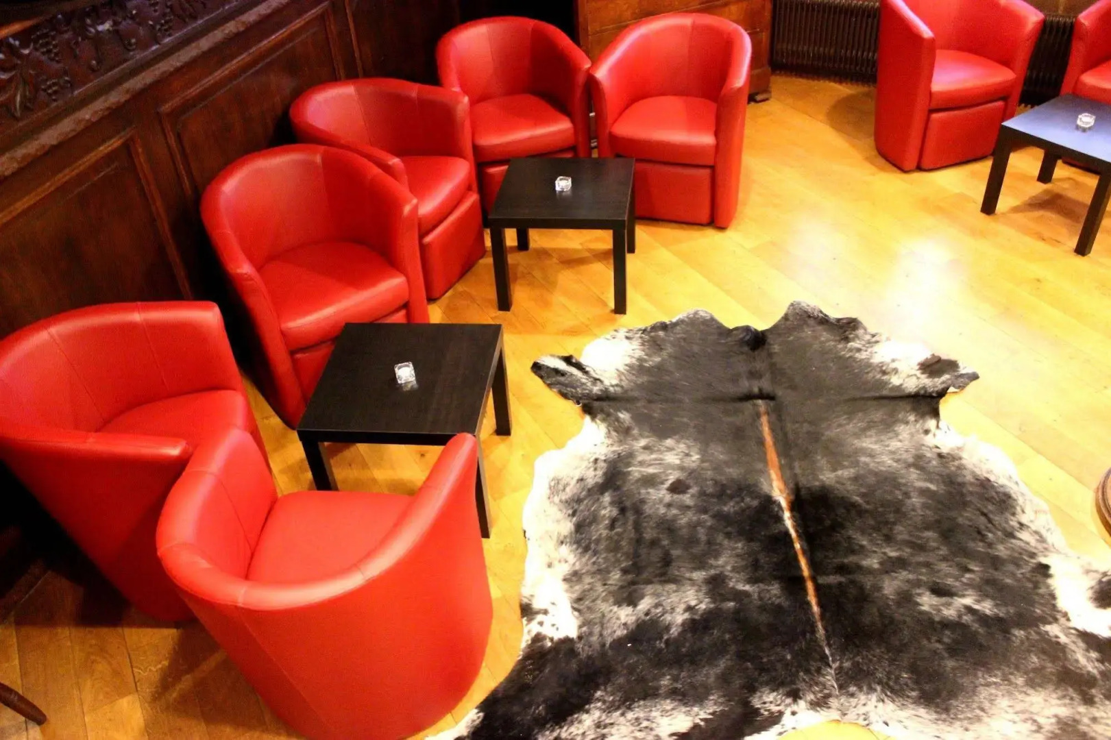 Hôtel La Maison Rouge