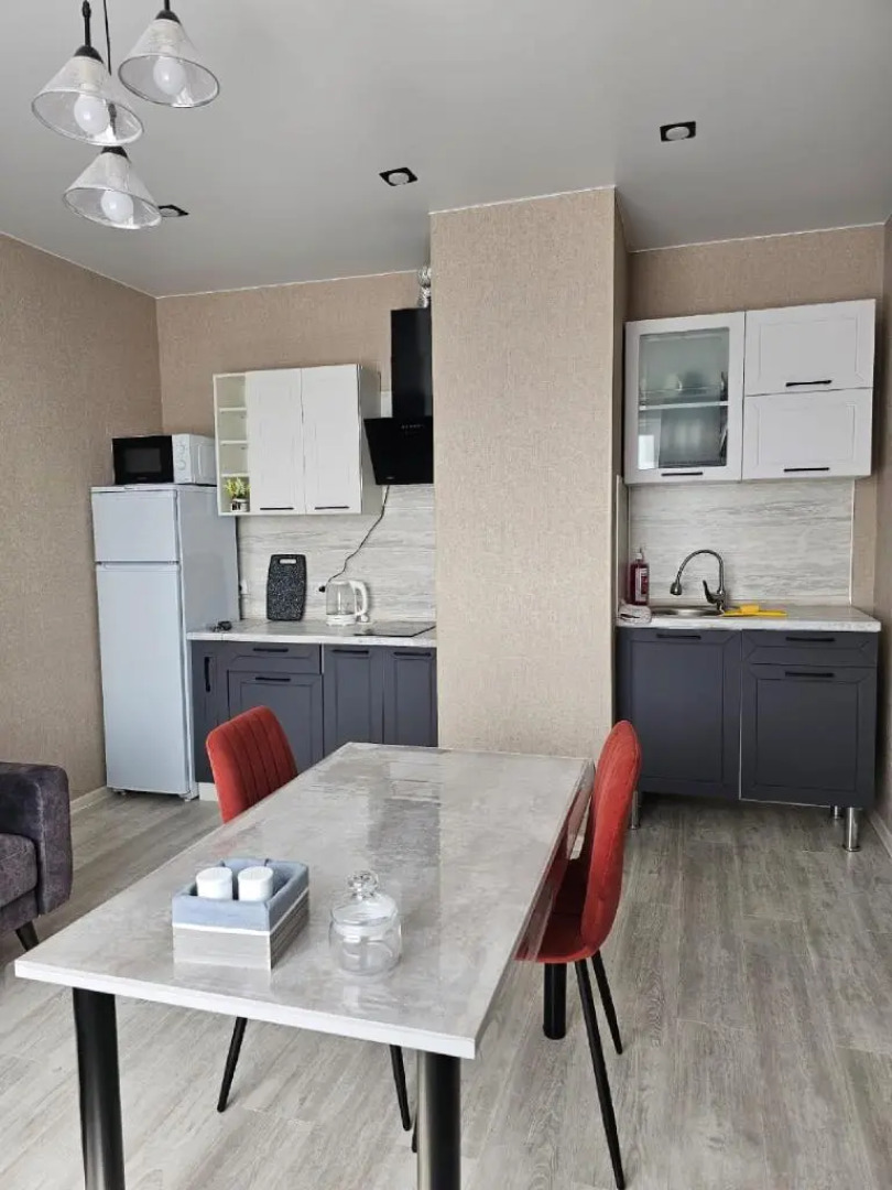 Апартаменты на улице Красных Коммунаров 1