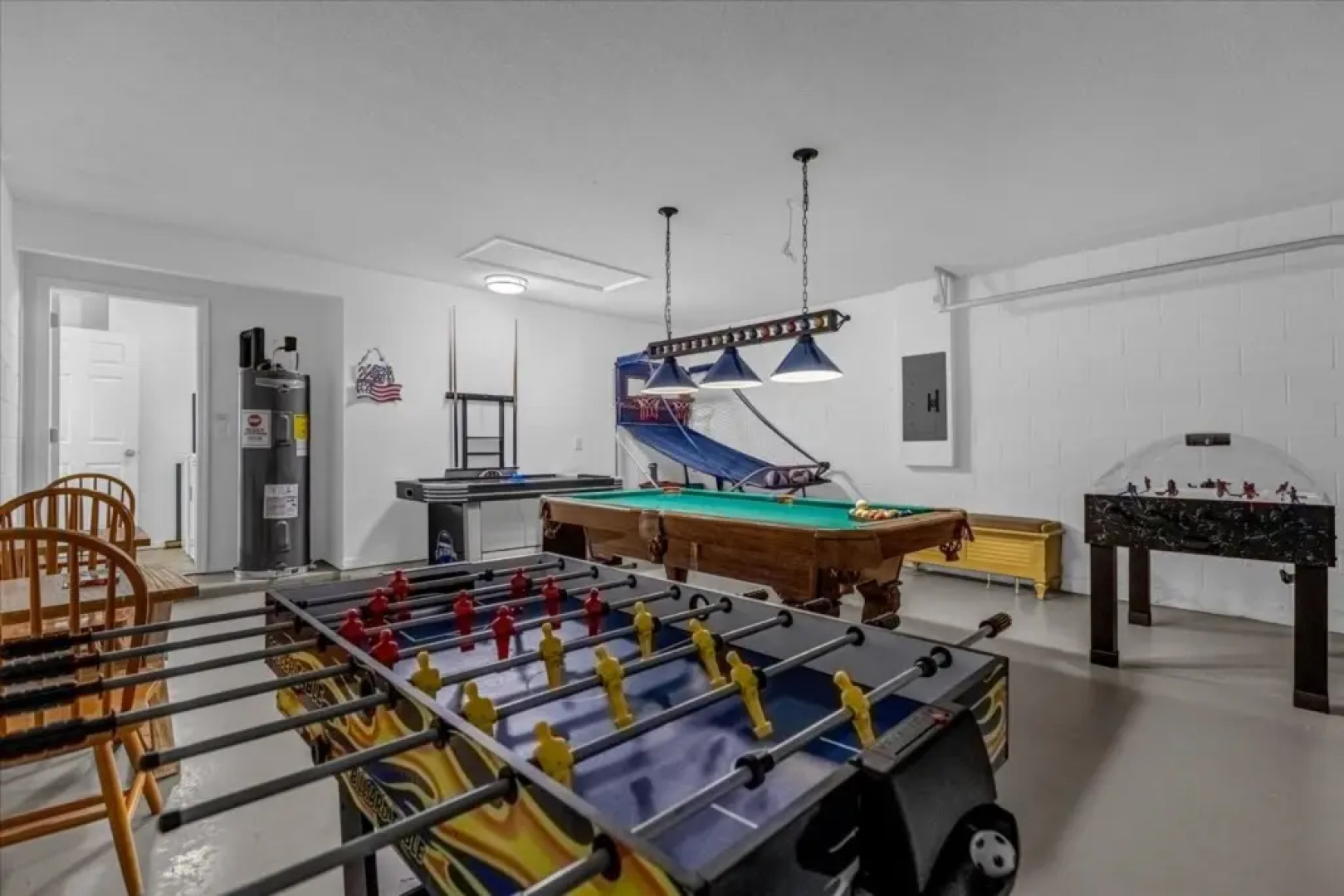 3 Bedrooms / 2 Bathrooms / Lake Berkley (1076 LB), Kissimmee, US