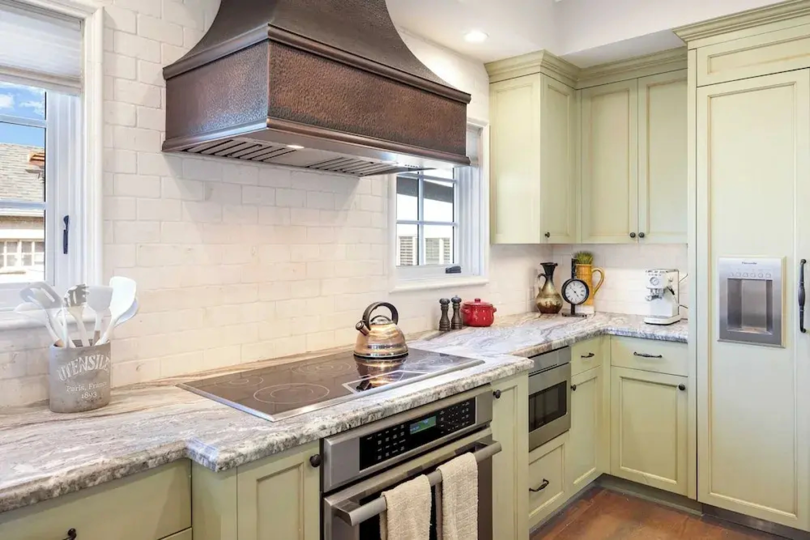 Seventh & Shore Stylish Seal Beach Home w/ Elevator, Fireplace + Bold Design