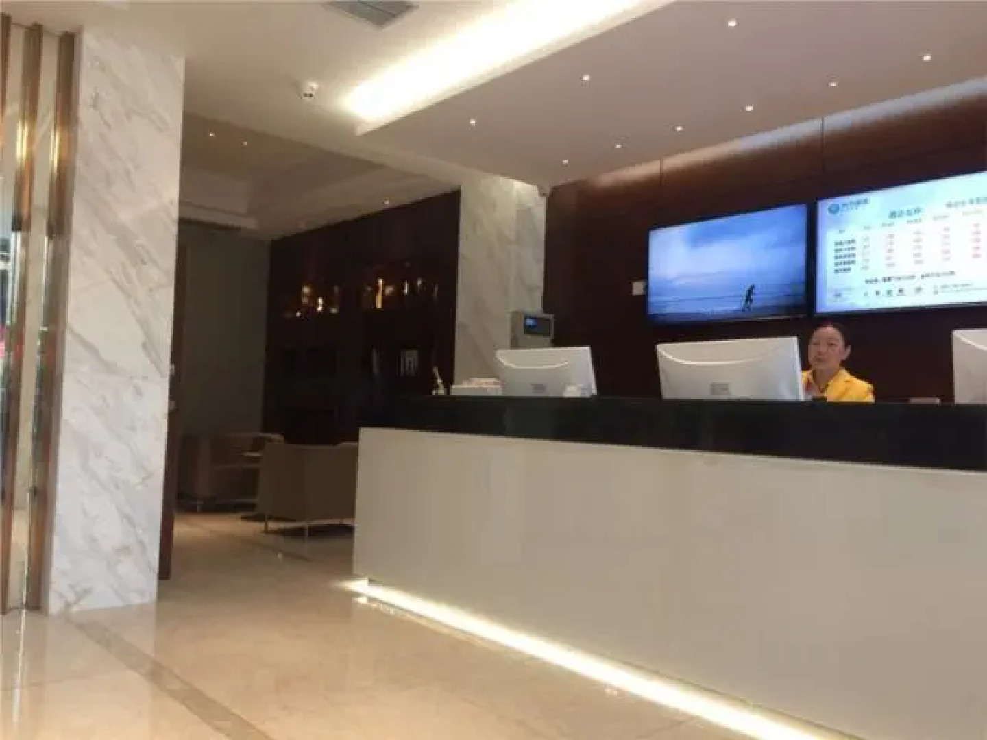 Jtour Inn Huanggang Hongan Lieshi Lingyuan