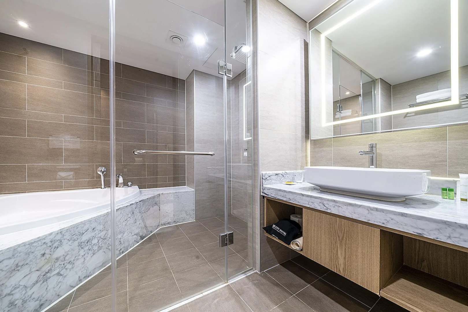 Wonju City Hotel HYEOKSIN