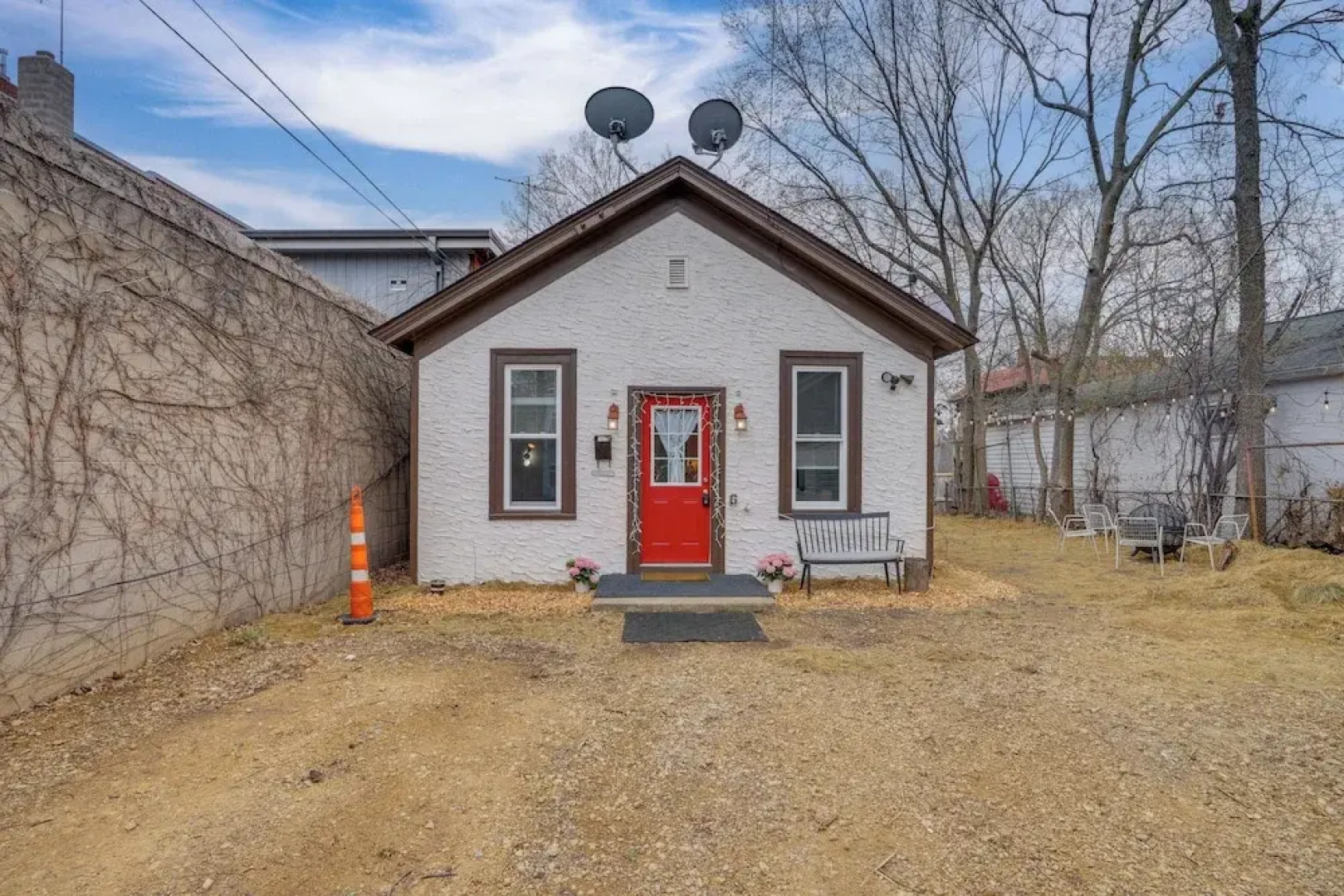 < 1 Mi to Xcel Energy Center: Walkable Hideaway!