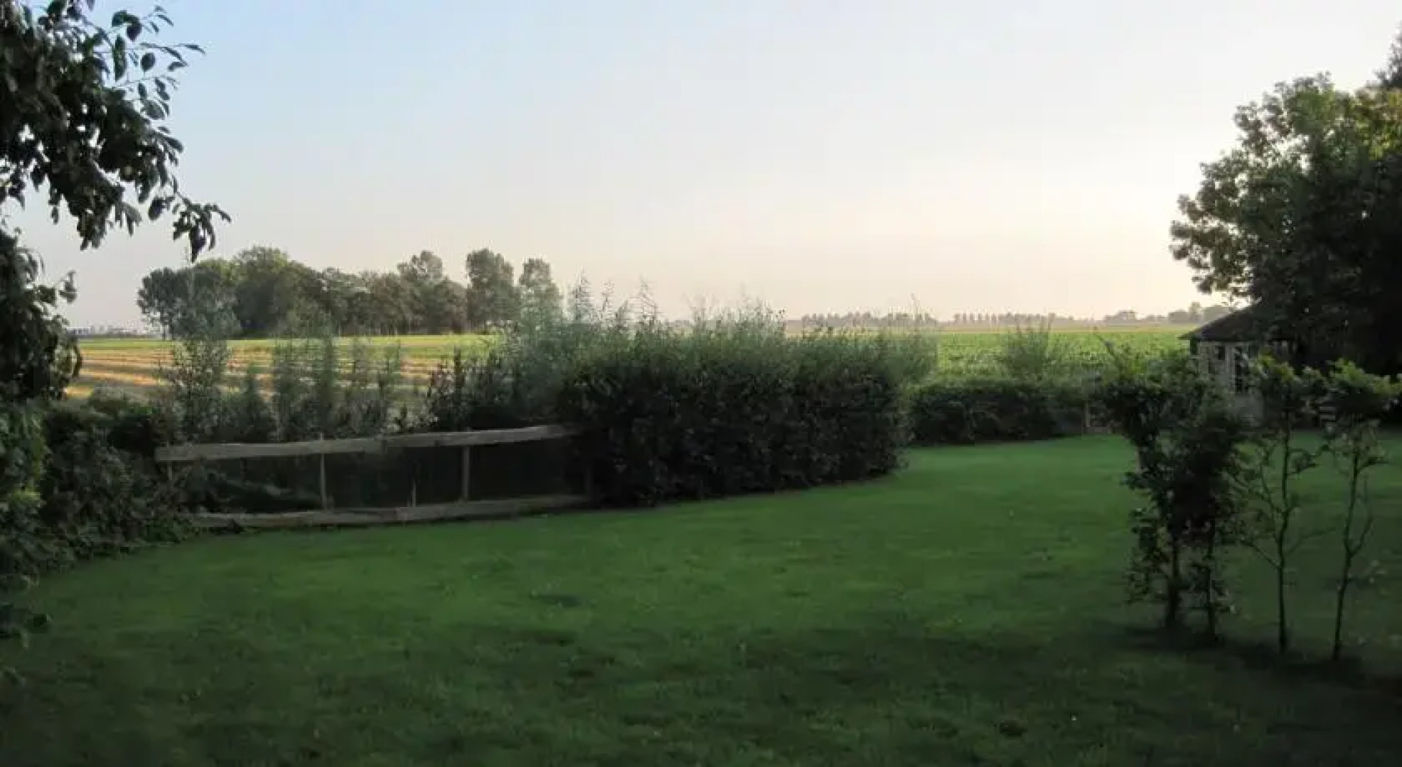 Bed & Breakfast "Gastenverblijf-FINKUM"