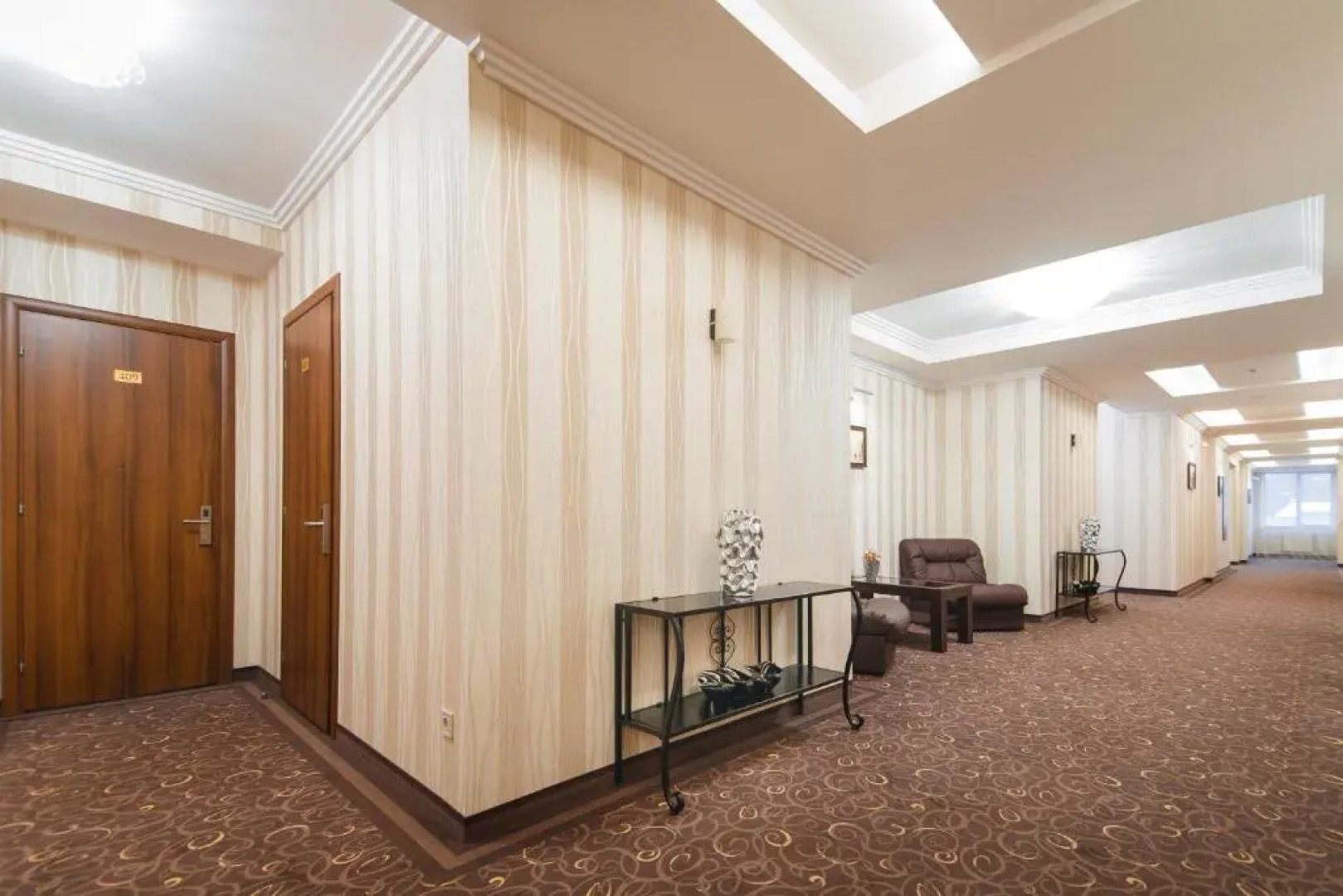 Отель Premier Abri