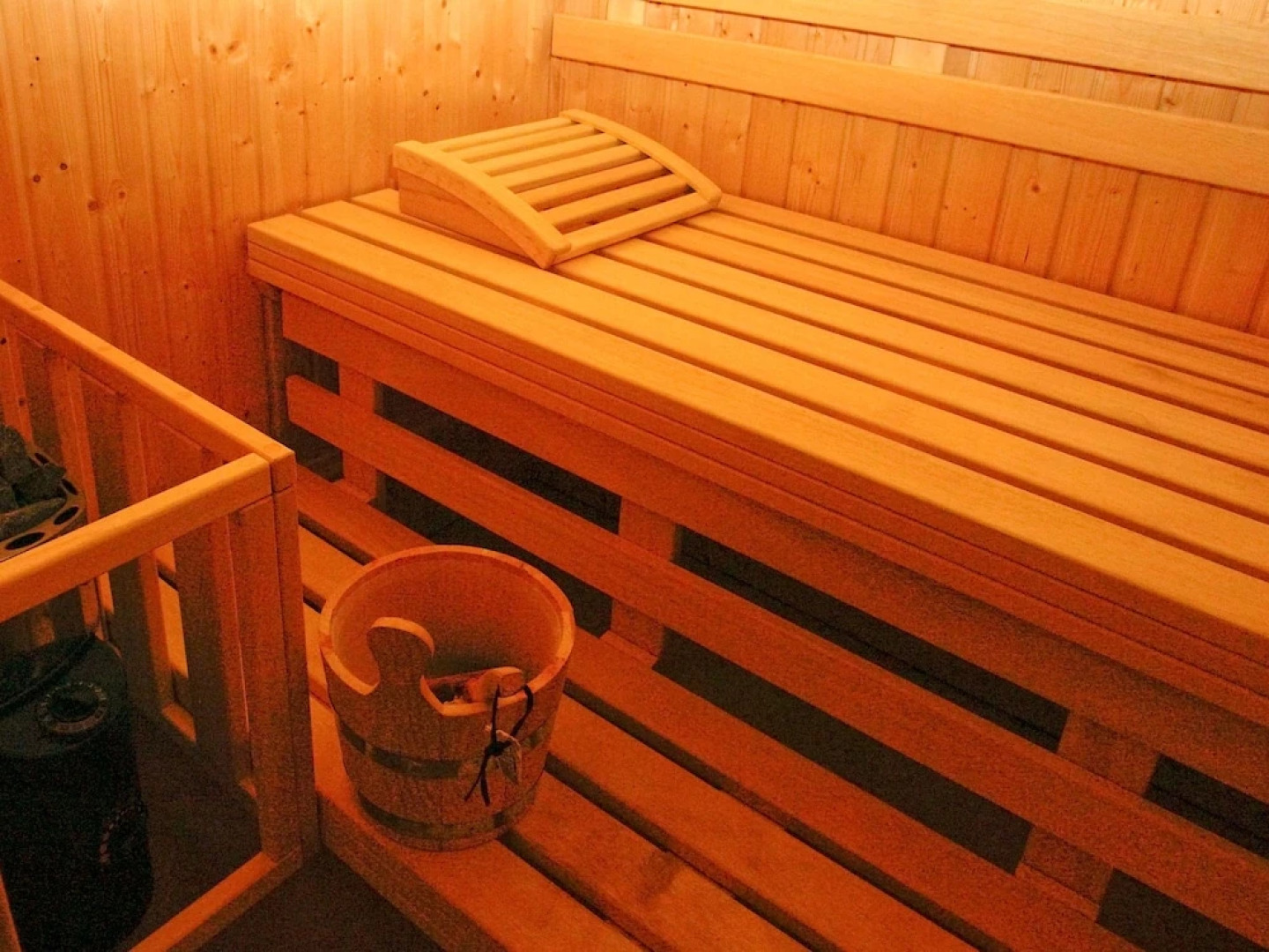 House With a Bubble Bath, 20 km. From Assen