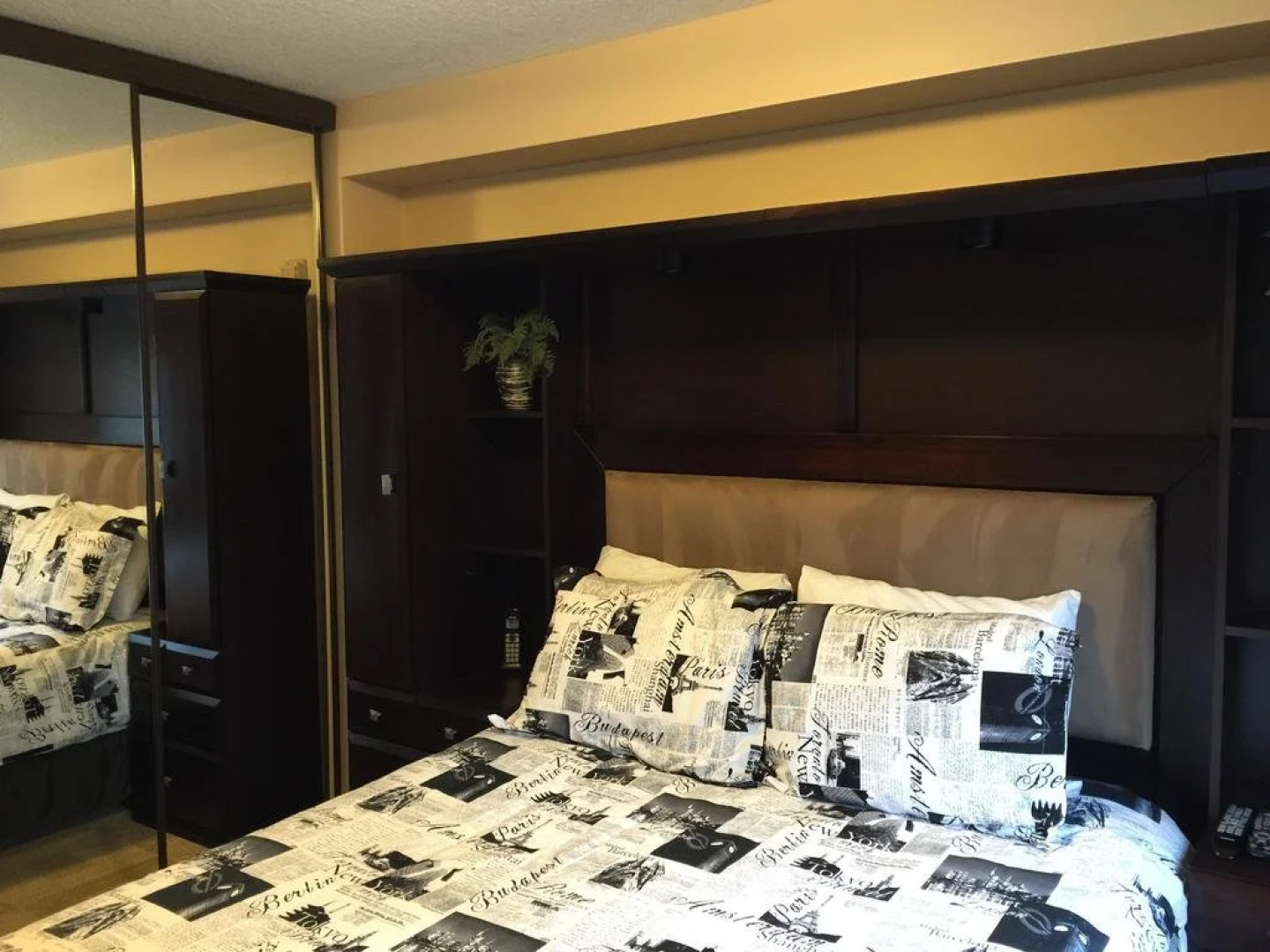 Corporate Suites of Calgary - Eightwelve