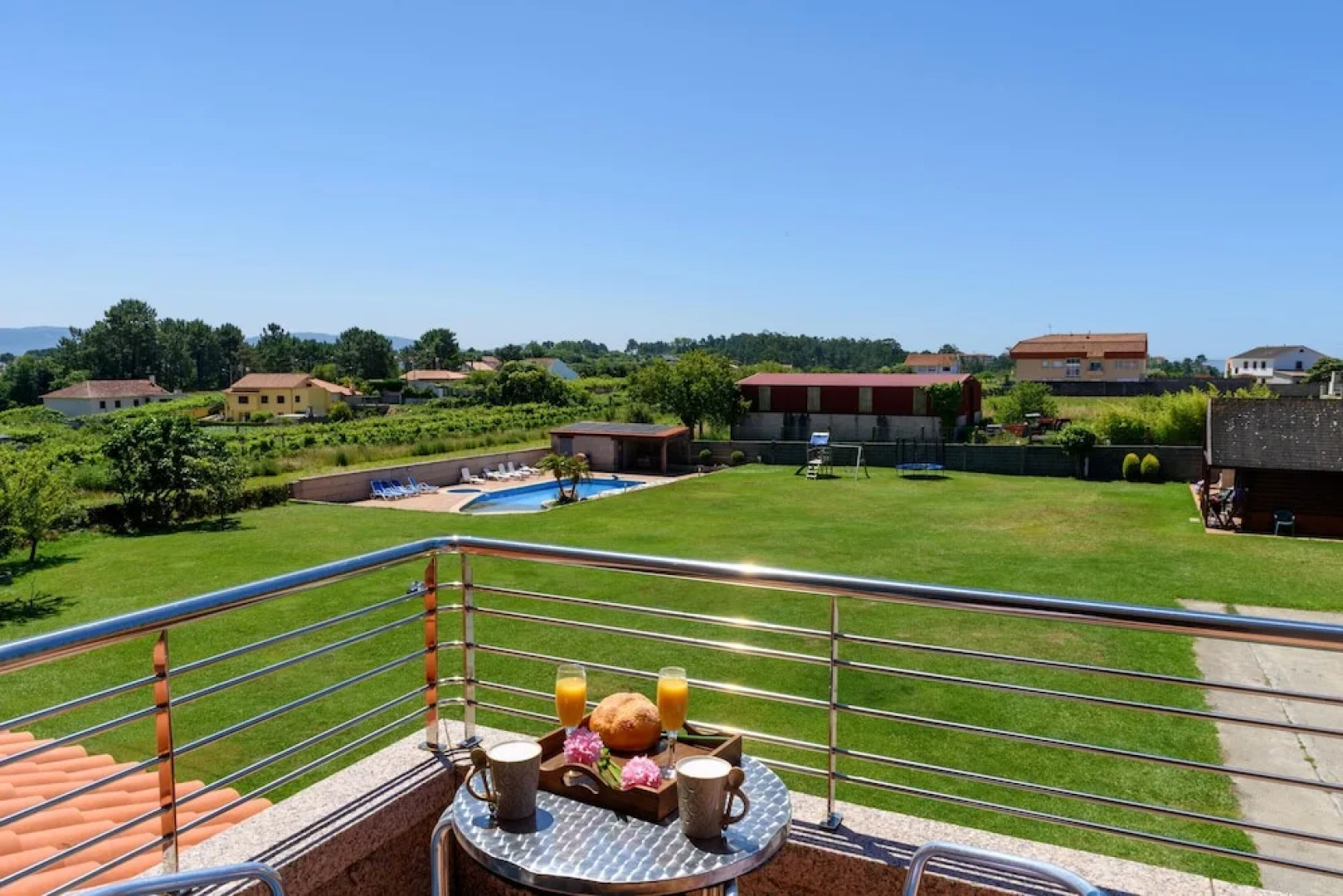 House With 4 Bedrooms in Sanjenjo, With Shared Pool, Enclosed Garden and Wifi