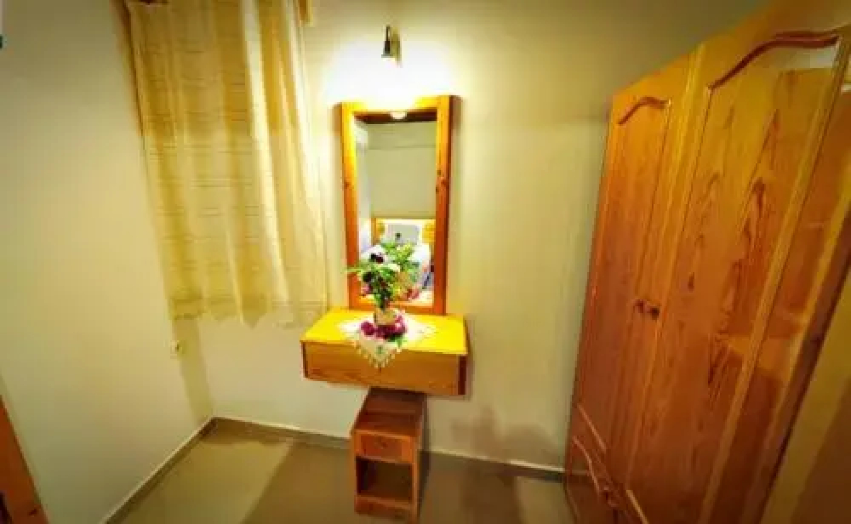 Server Apart Hotel