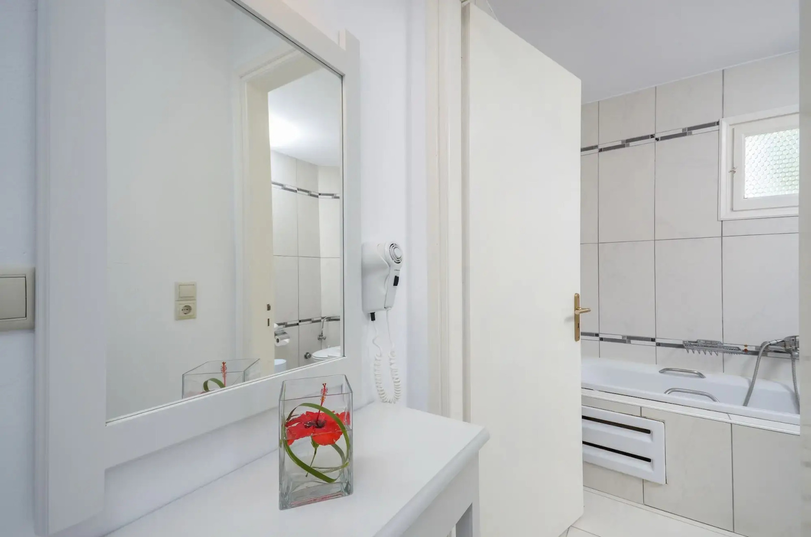 Agia Anna Studios & Apartments