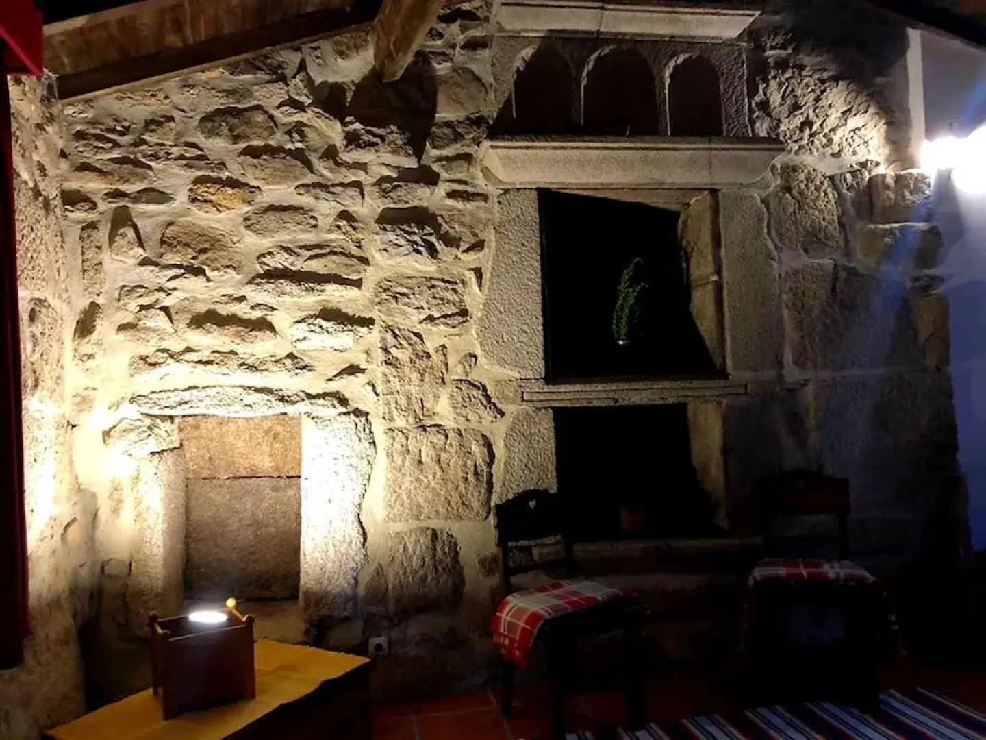 House With one Bedroom in Águeda, With Pool Access, Balcony and Wifi -