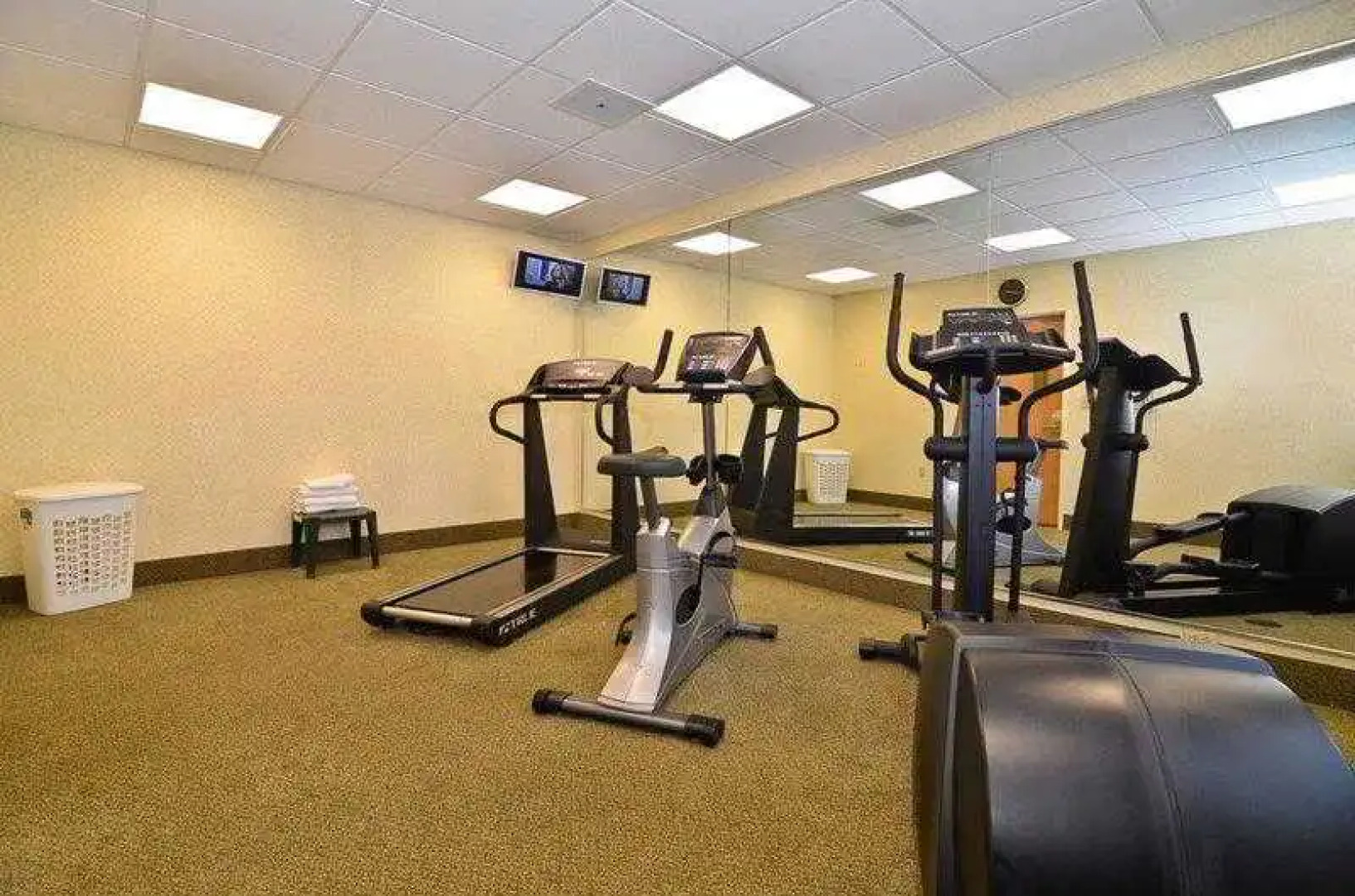 Best Western Napoleon Inn & Suites