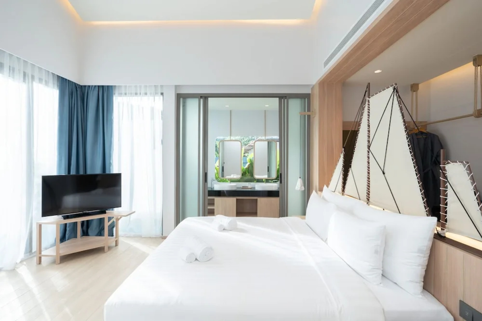 Panwaburi Beachfront Resort