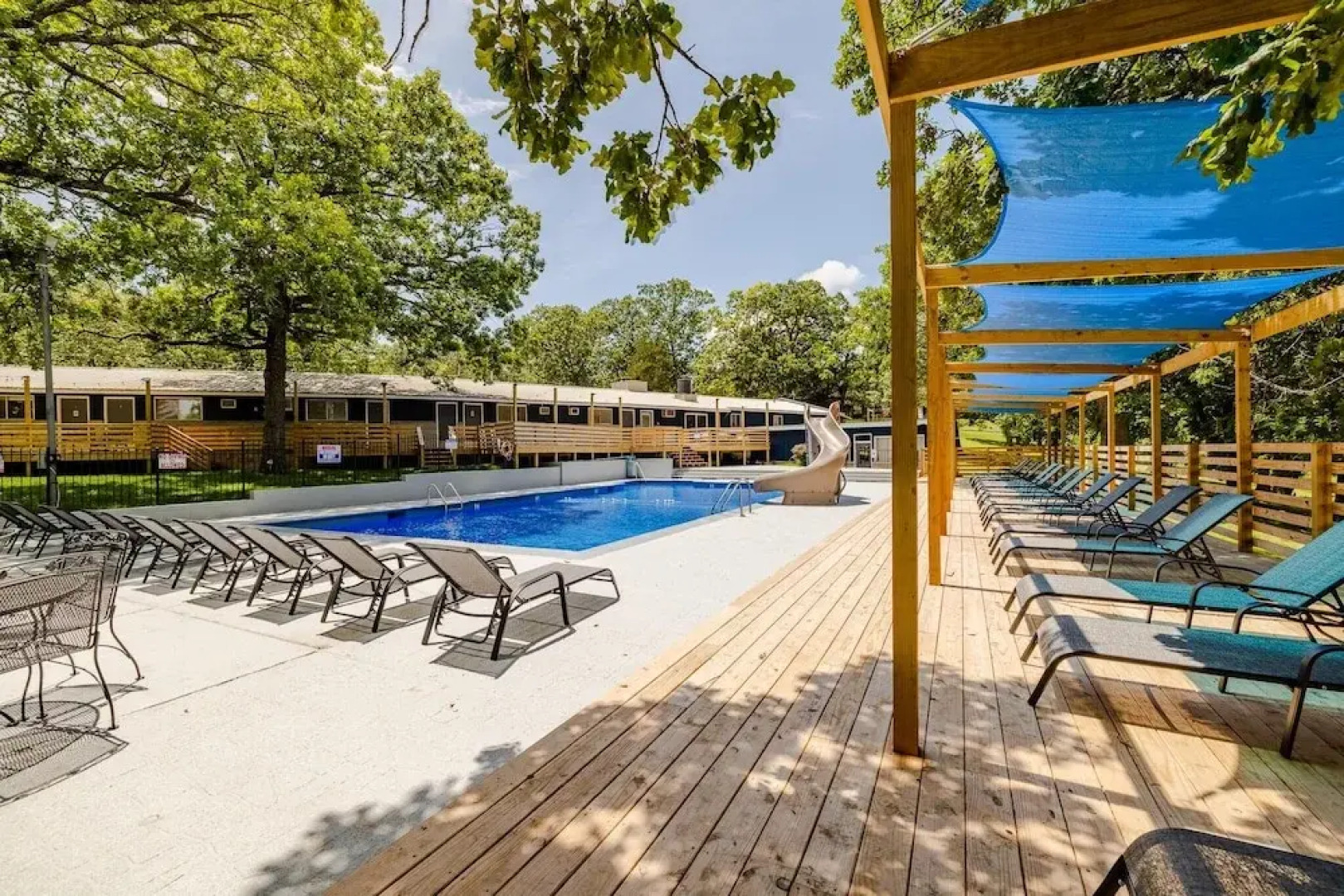 Kimberling Cove Resort